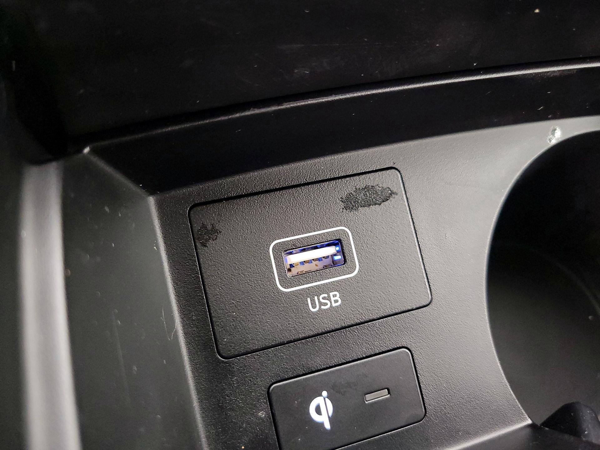 Thumbnail: 2021 Hyundai Santa Fe - 19