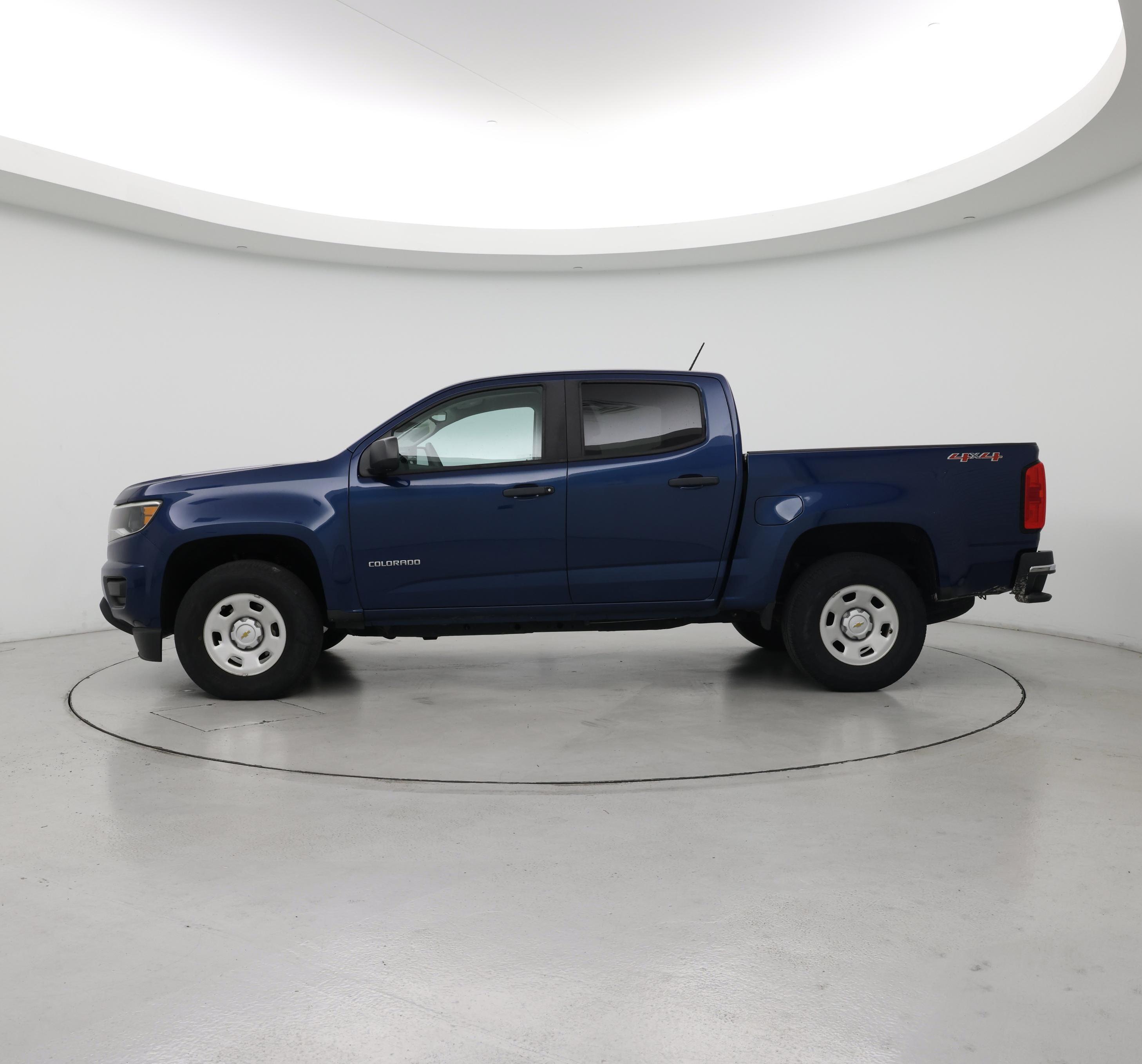 Thumbnail: 2020 Chevrolet Colorado - 3