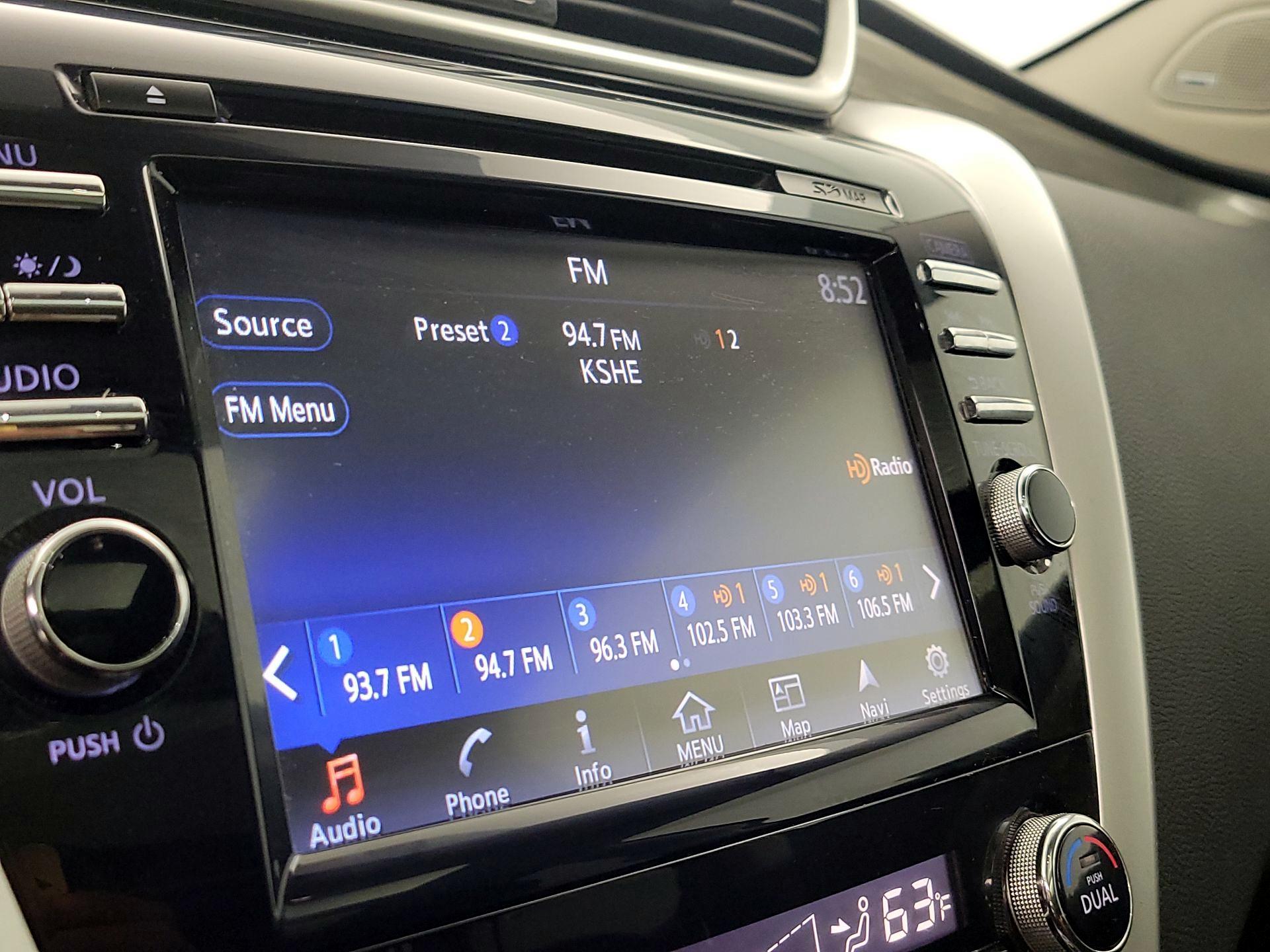 Thumbnail: 2015 Nissan Murano - 16