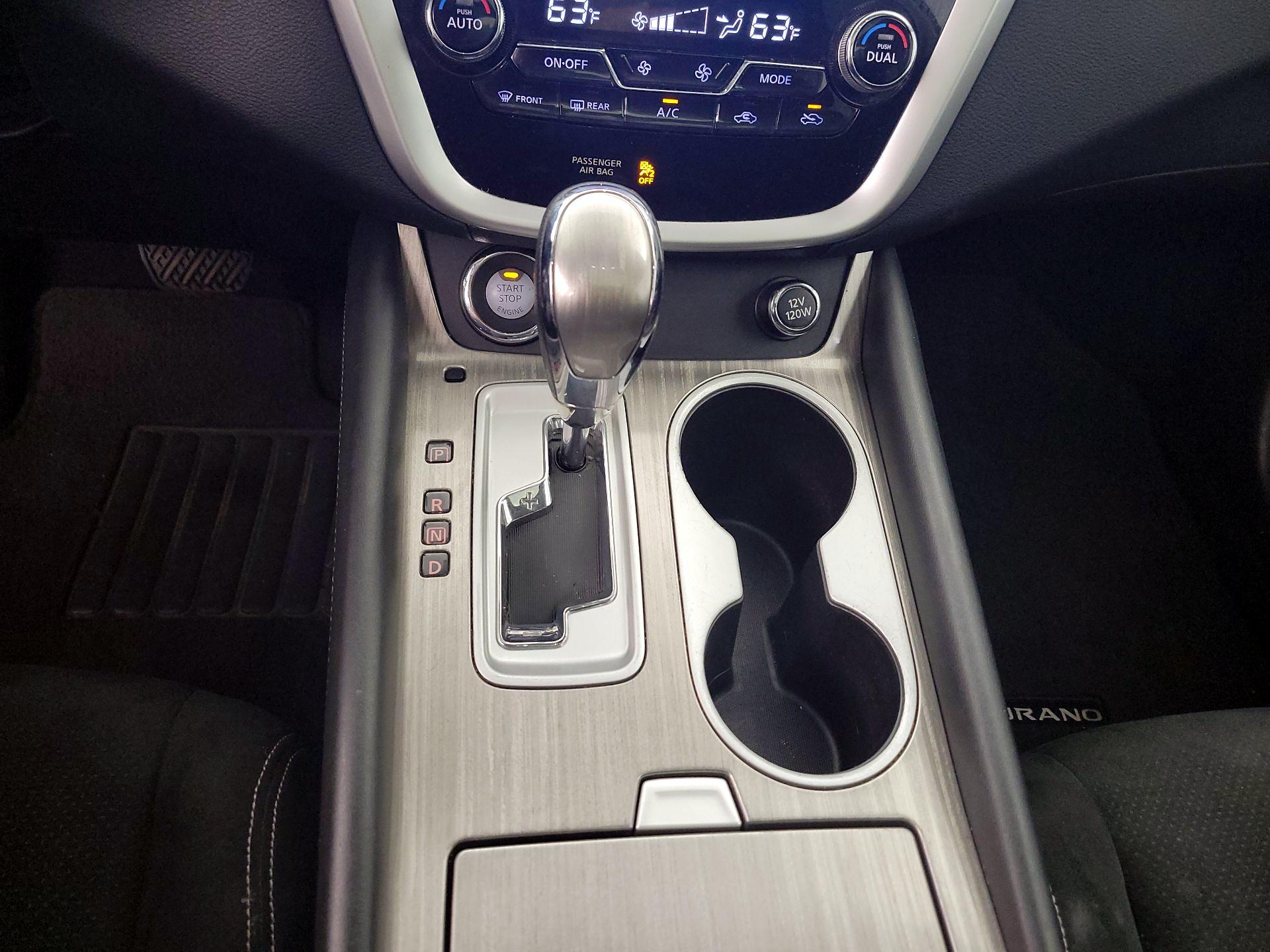 Thumbnail: 2015 Nissan Murano - 18