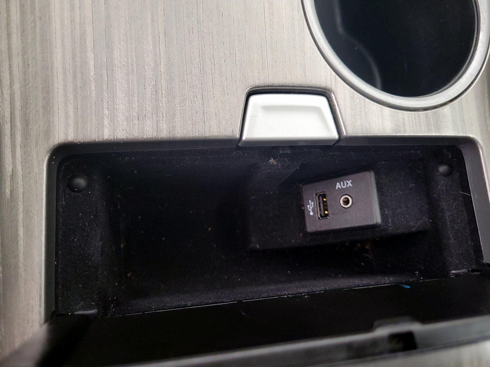 Thumbnail: 2015 Nissan Murano - 19