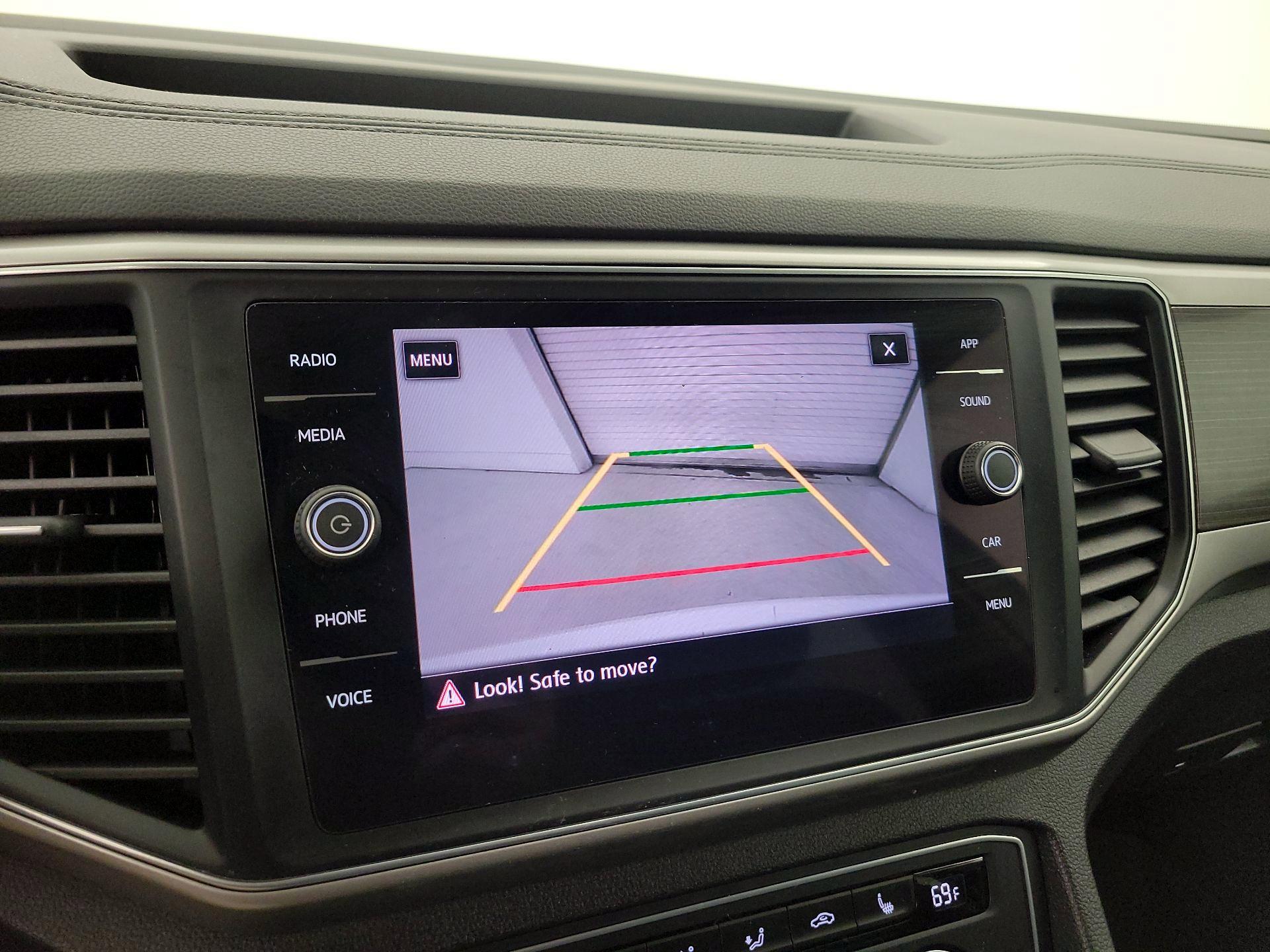 Thumbnail: 2018 Volkswagen Atlas - 14