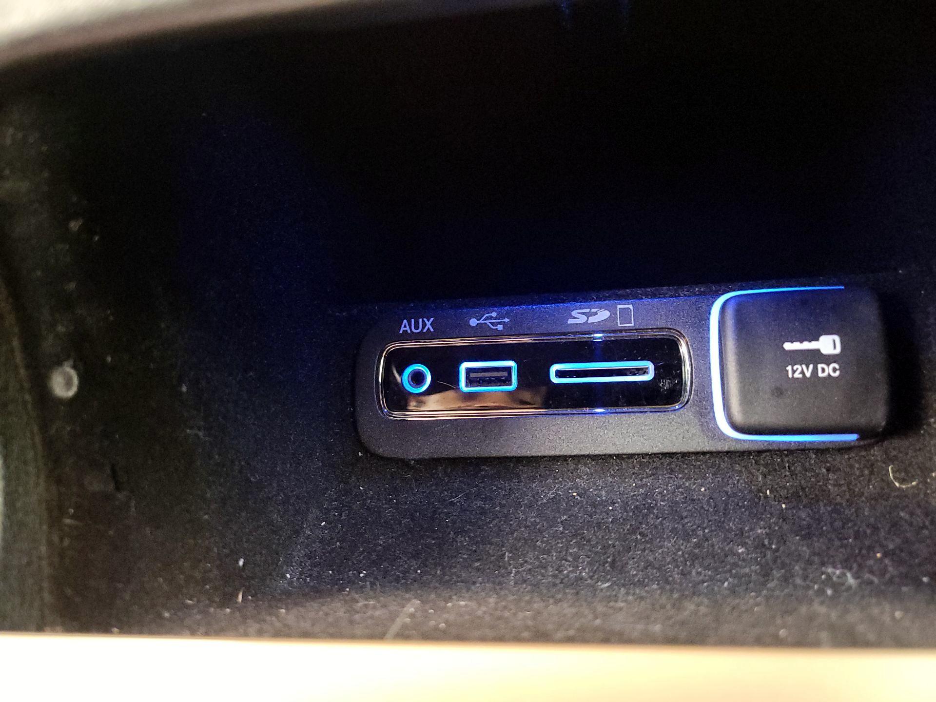 Thumbnail: 2016 Jeep Grand Cherokee - 19