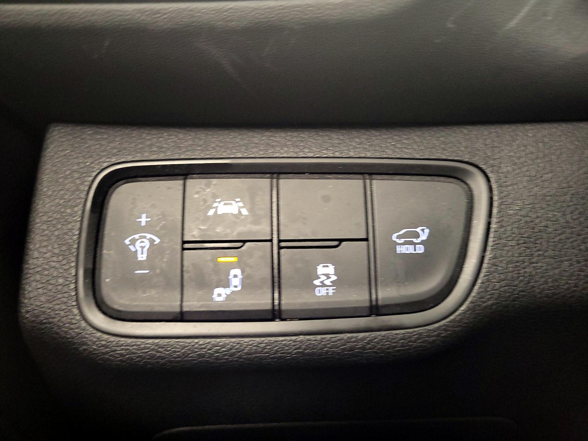 Thumbnail: 2019 Hyundai Santa Fe - 13