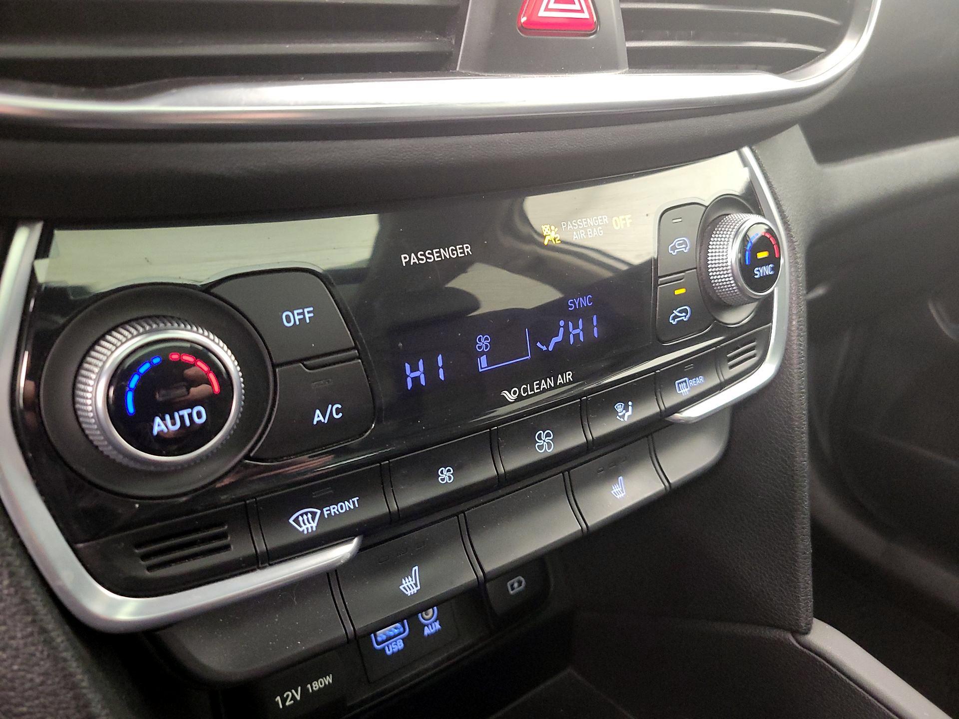 Thumbnail: 2019 Hyundai Santa Fe - 16