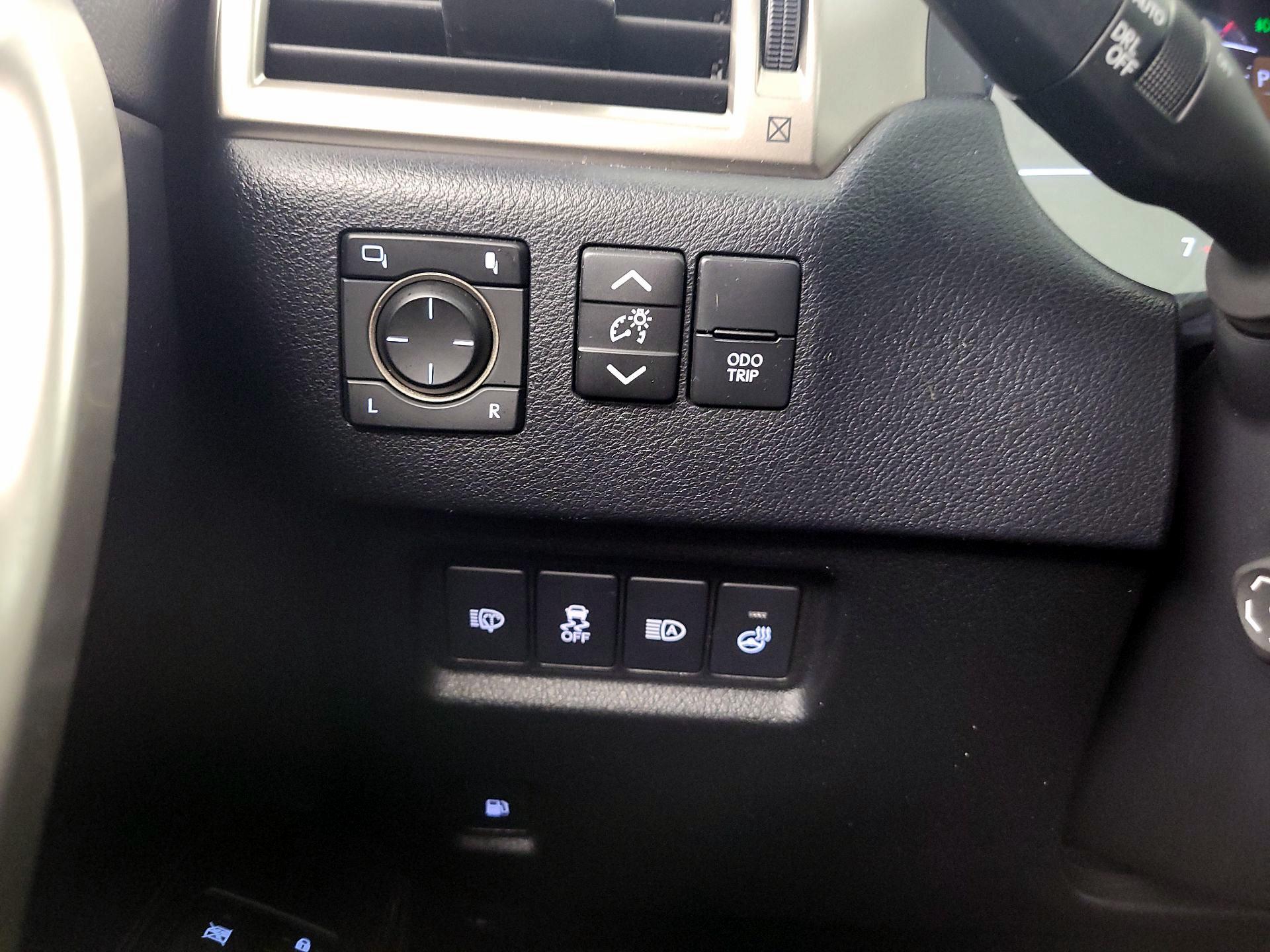 Thumbnail: 2021 Lexus GX - 13