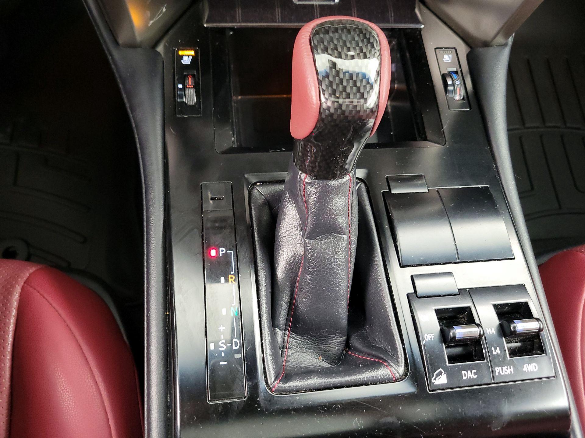 Thumbnail: 2021 Lexus GX - 18