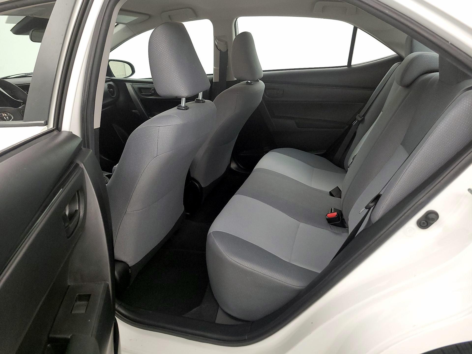 Thumbnail: 2019 Toyota Corolla - 19