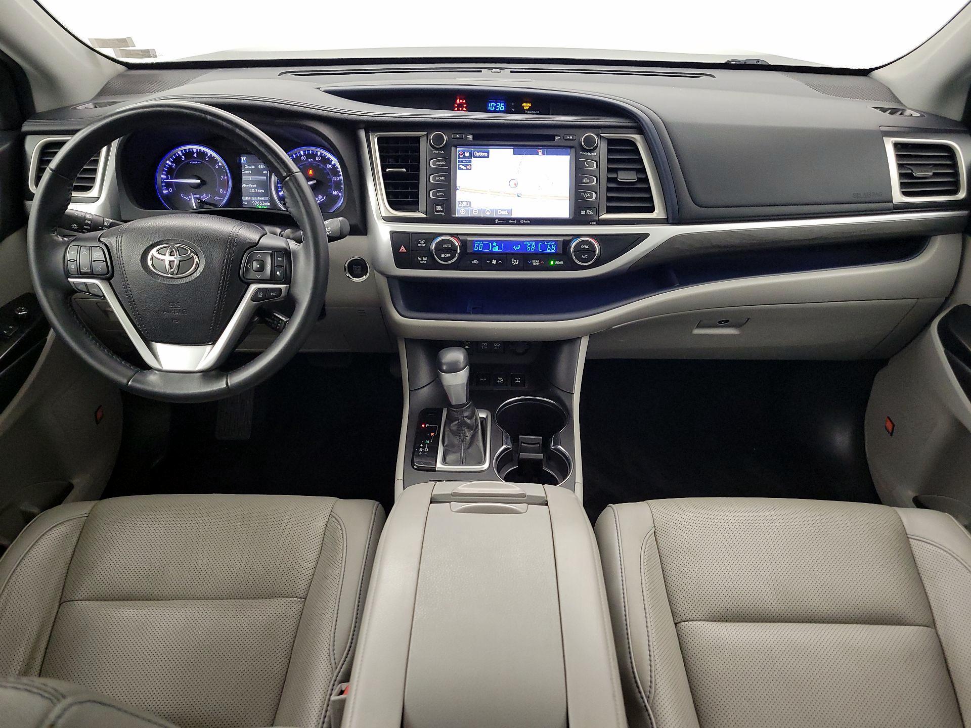 Thumbnail: 2018 Toyota Highlander - 9