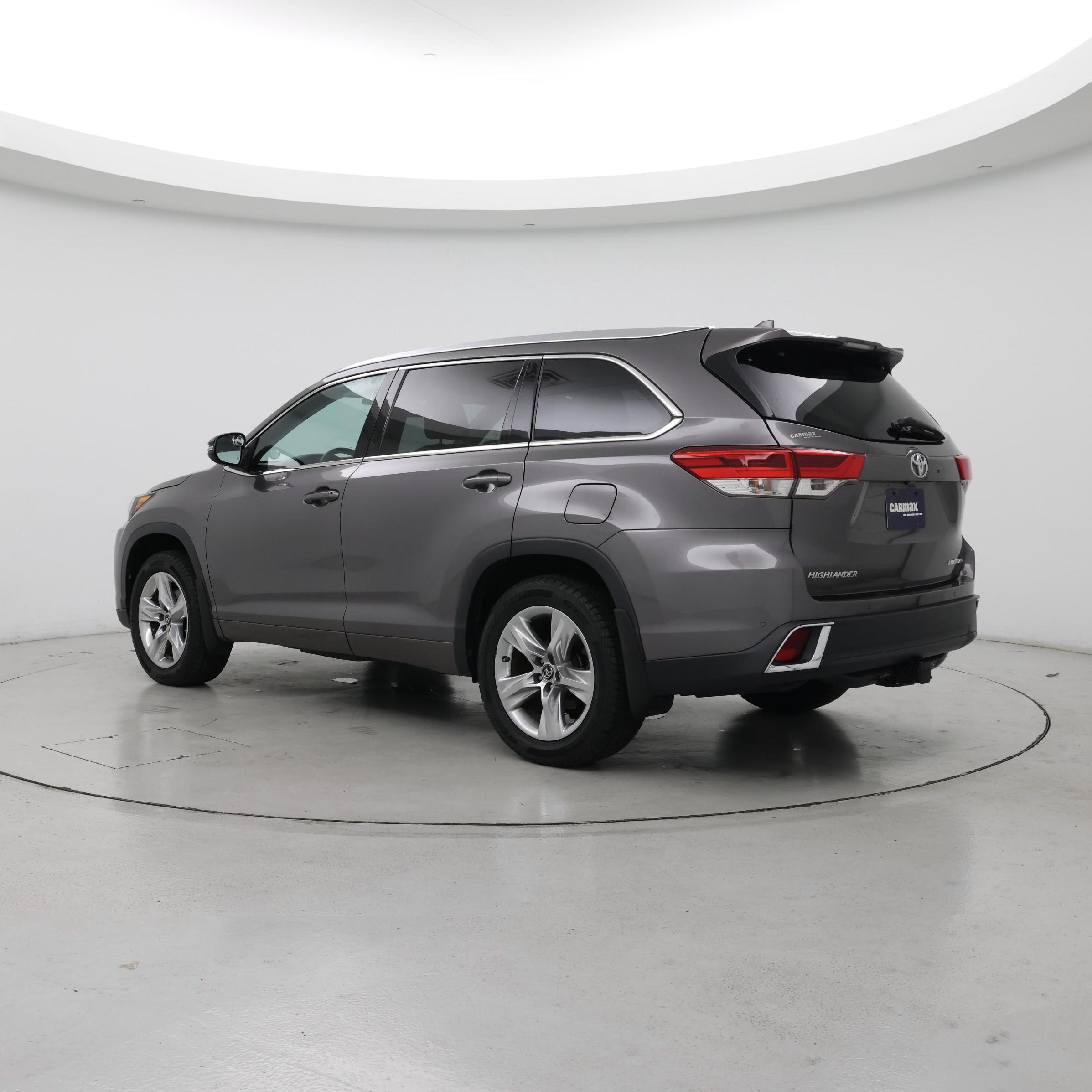 Thumbnail: 2018 Toyota Highlander - 2