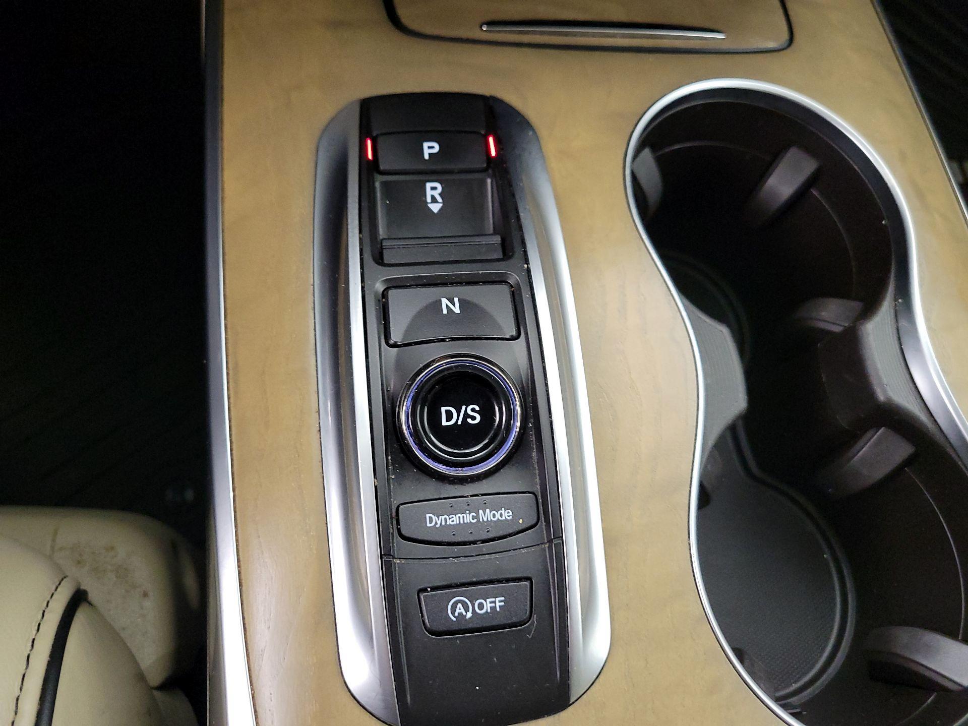 Thumbnail: 2020 Acura MDX - 18