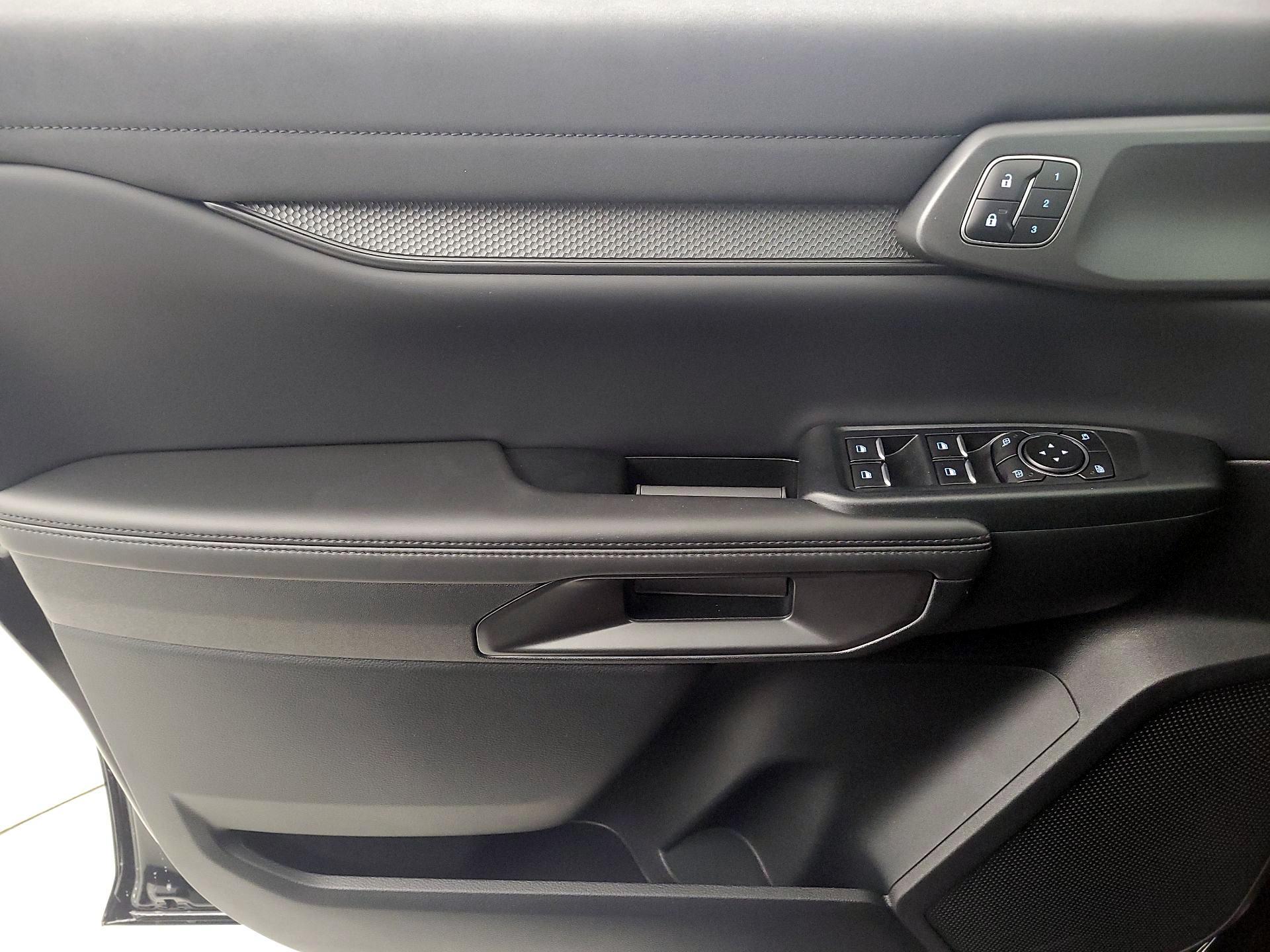 Thumbnail: 2025 Ford Ranger - 12