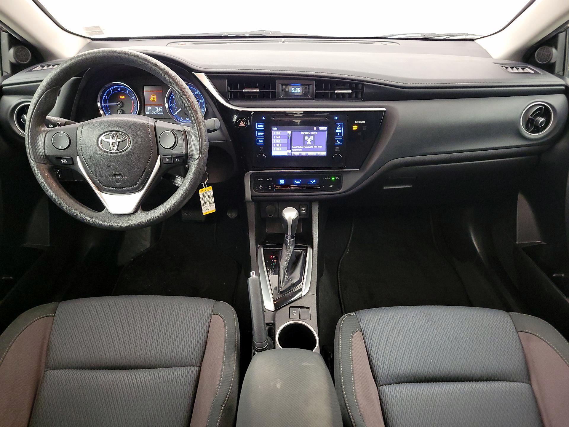 Thumbnail: 2017 Toyota Corolla - 9