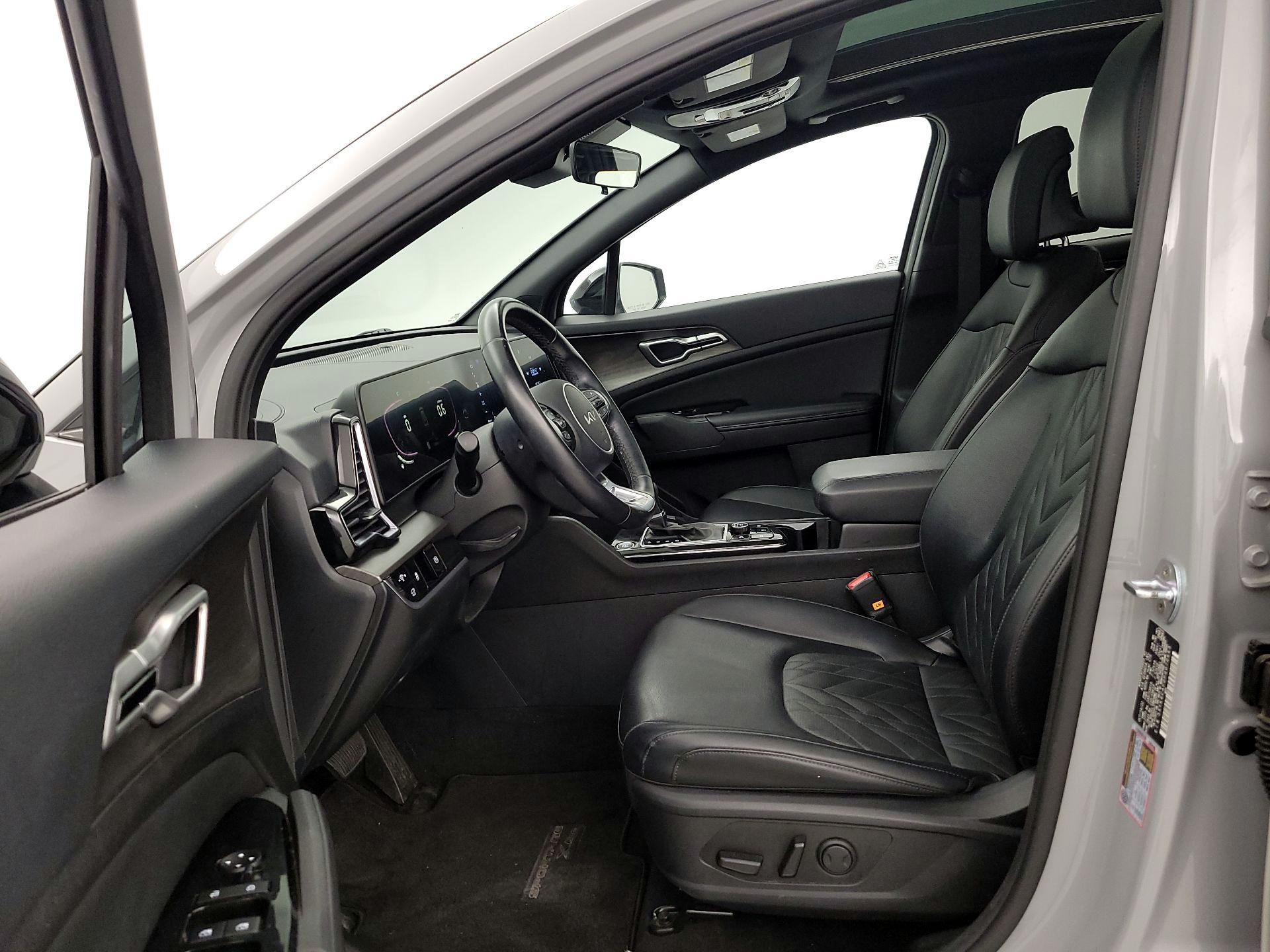 Thumbnail: 2023 Kia Sportage - 11