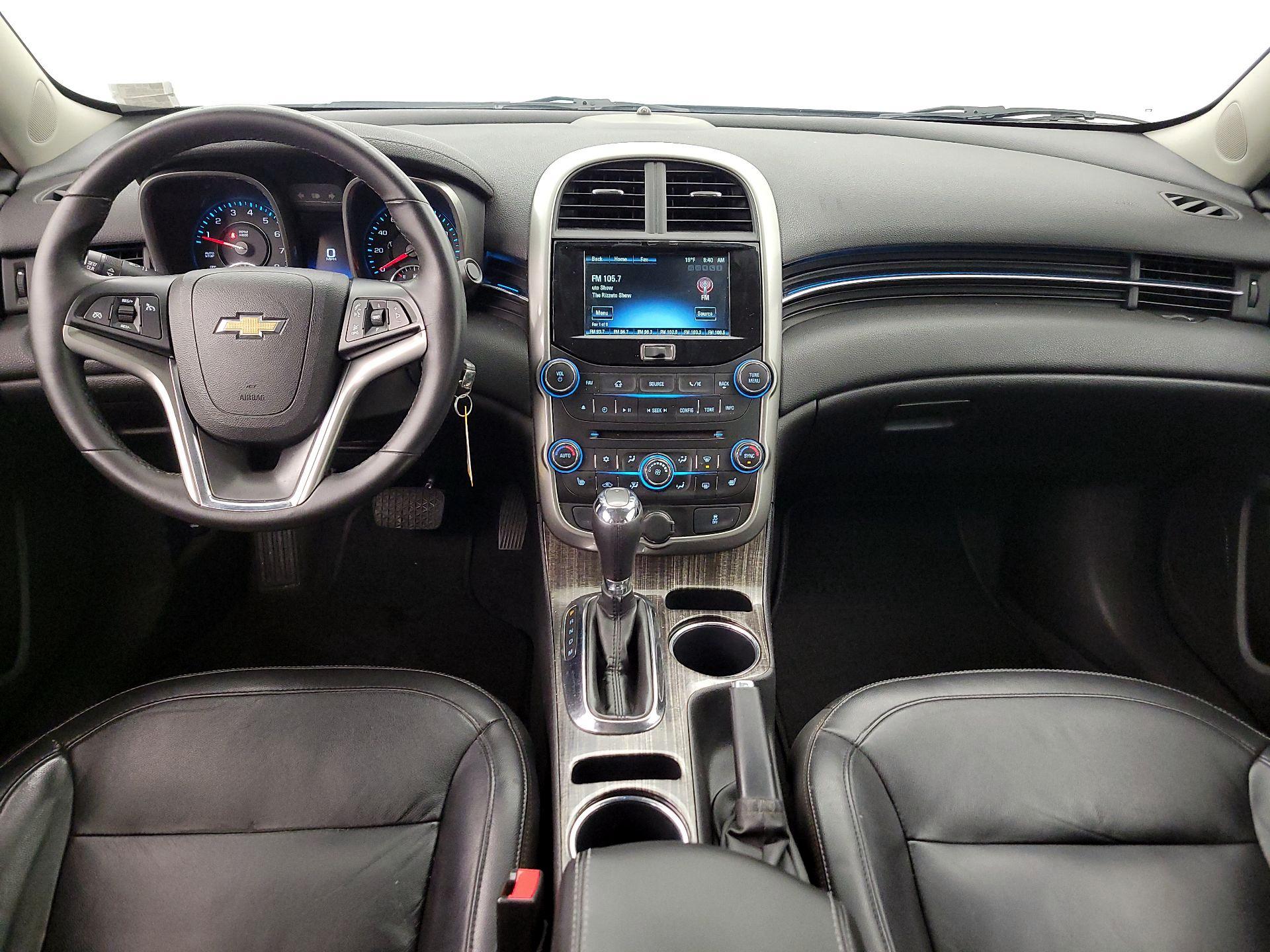 Thumbnail: 2016 Chevrolet Malibu - 9