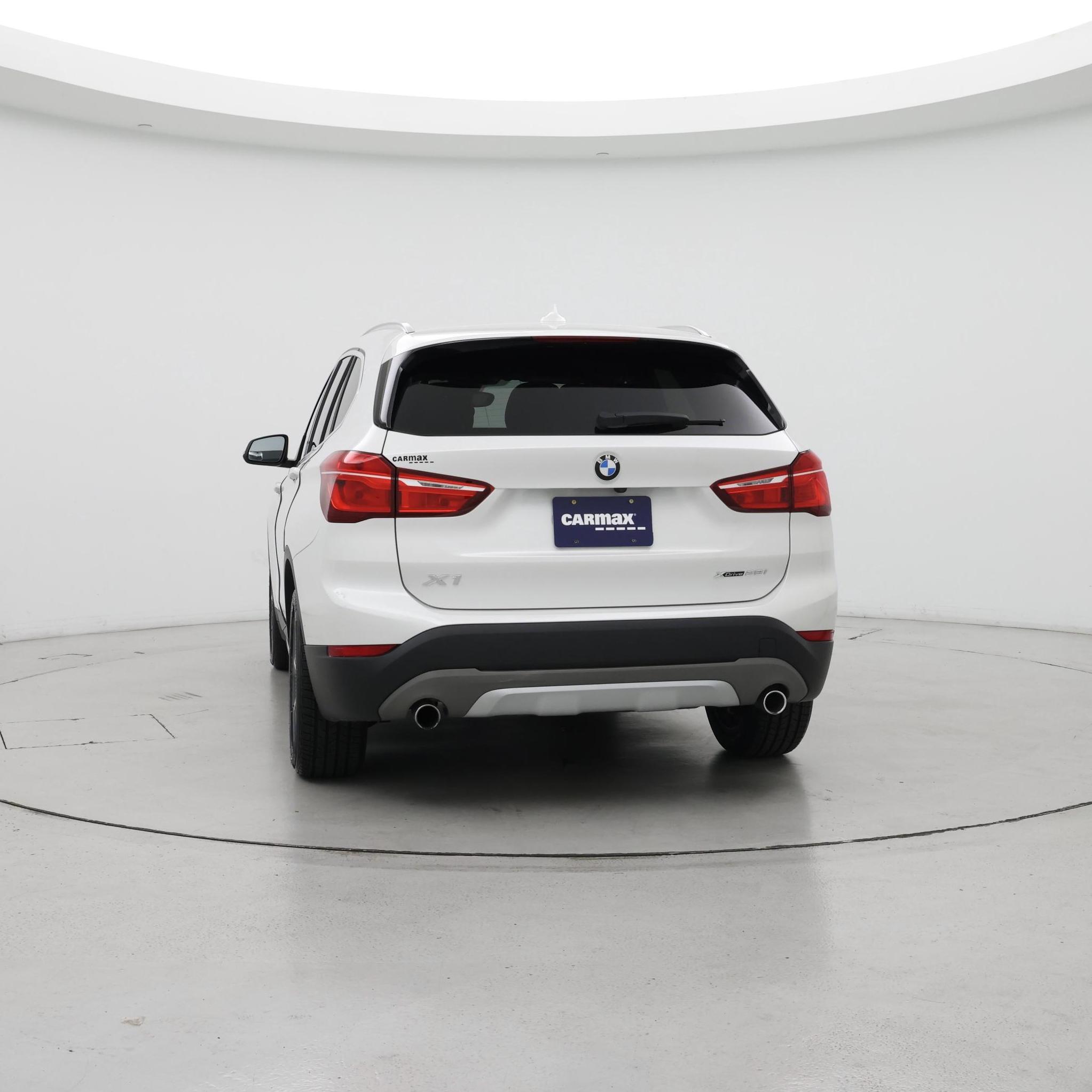 Thumbnail: 2018 BMW X1 - 6