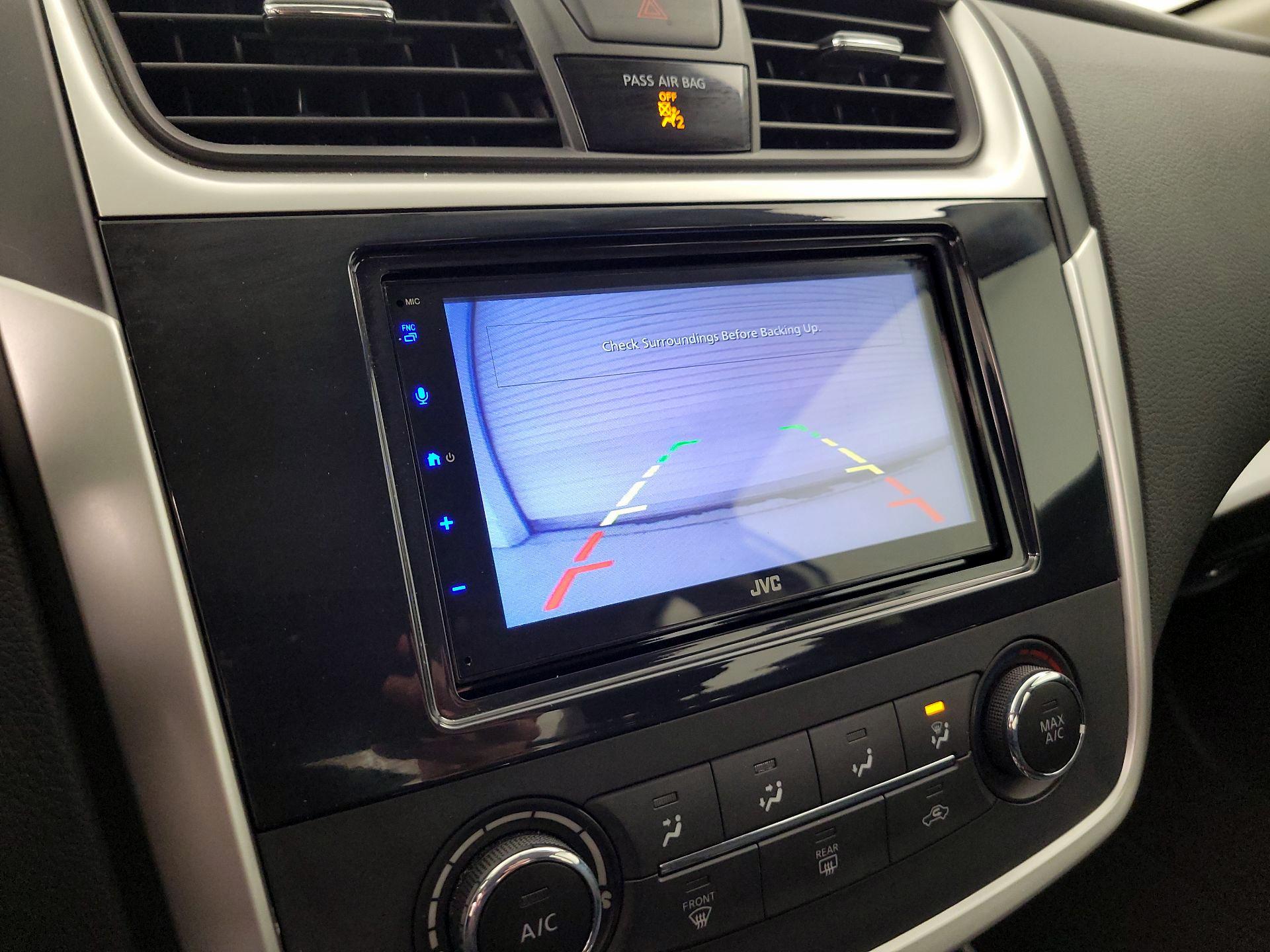 Thumbnail: 2016 Nissan Altima - 14