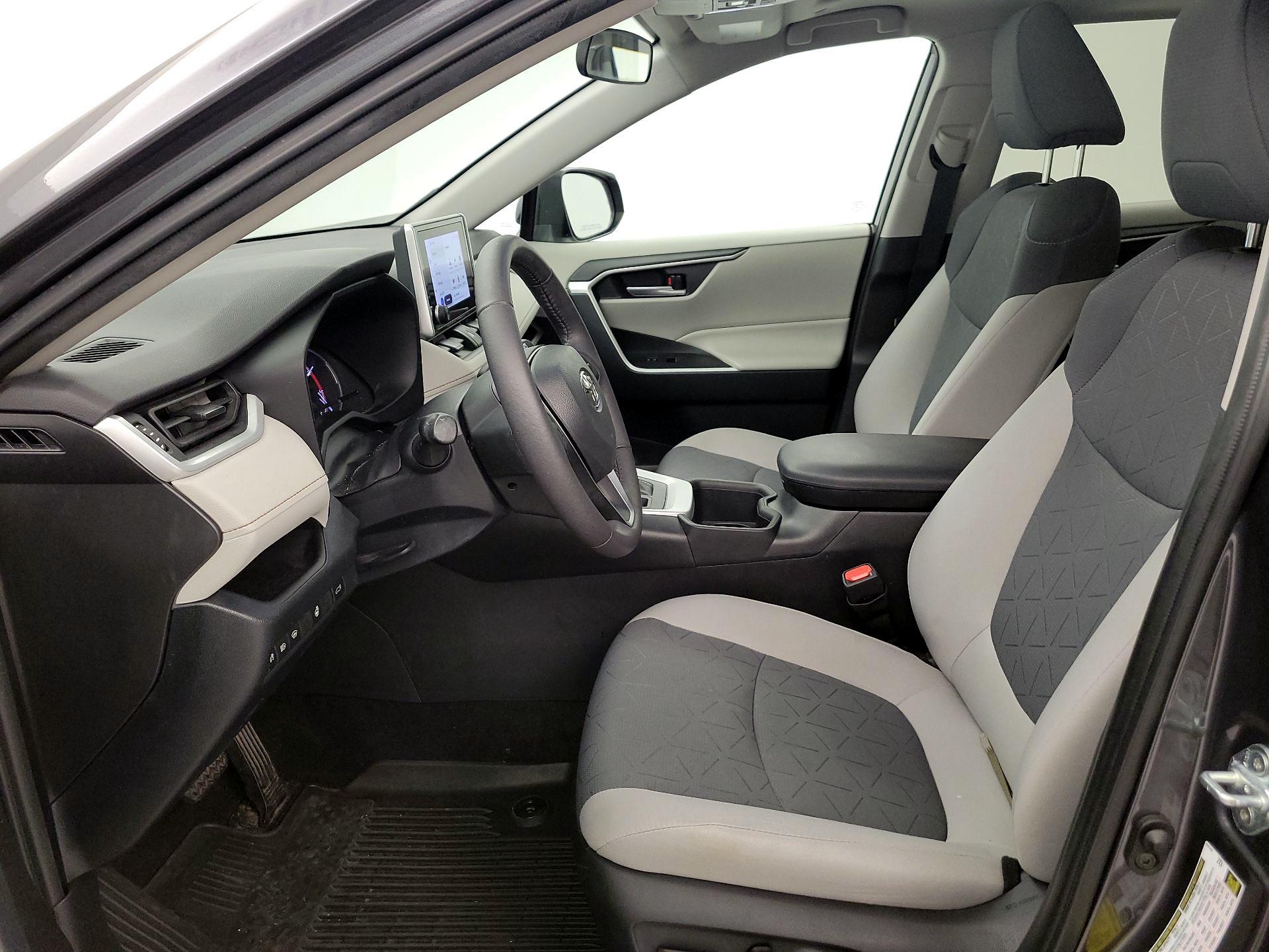 Thumbnail: 2023 Toyota RAV4 - 11