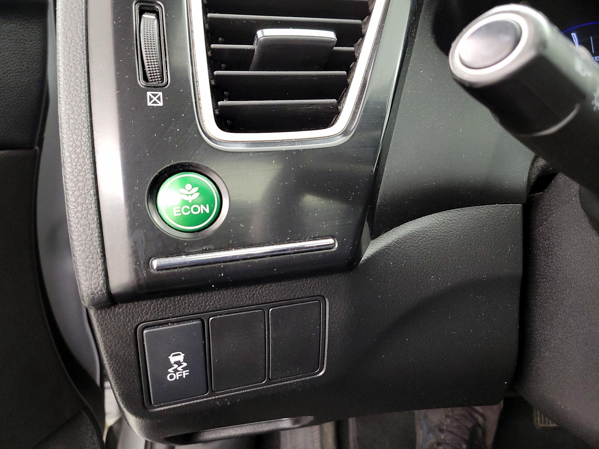 Thumbnail: 2015 Honda Civic - 13