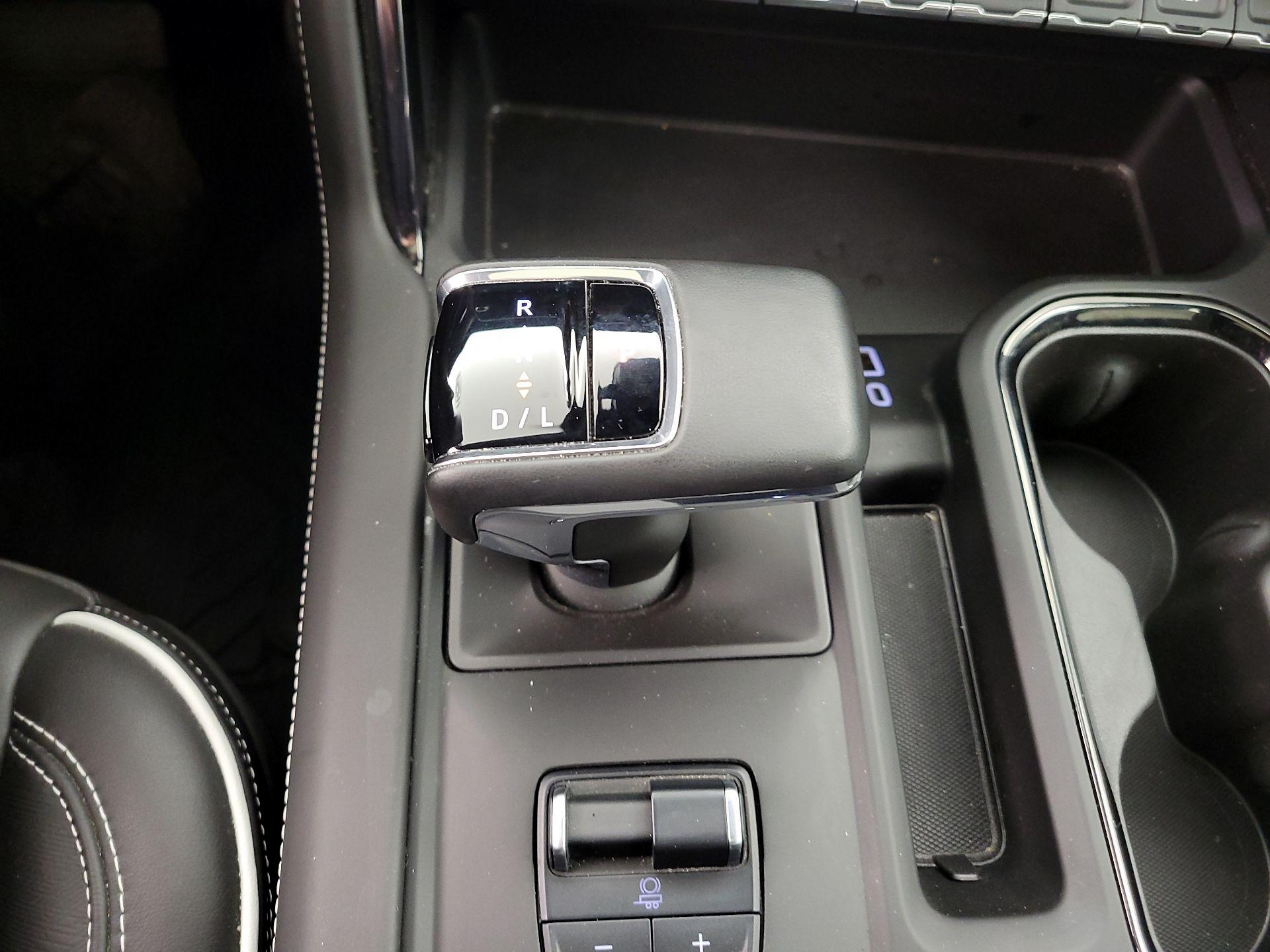 Thumbnail: 2024 GMC Sierra 1500 - 17