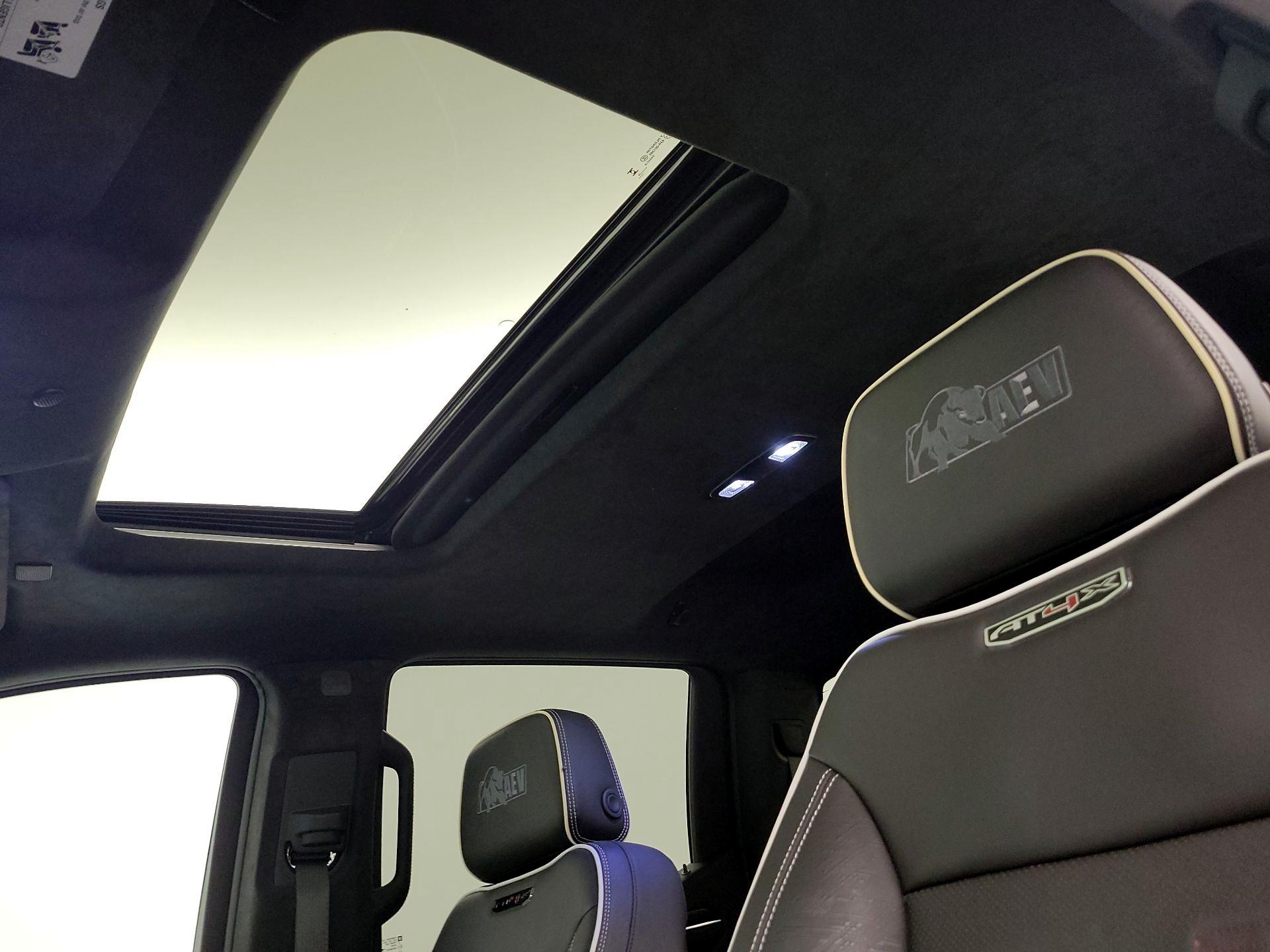 Thumbnail: 2024 GMC Sierra 1500 - 19