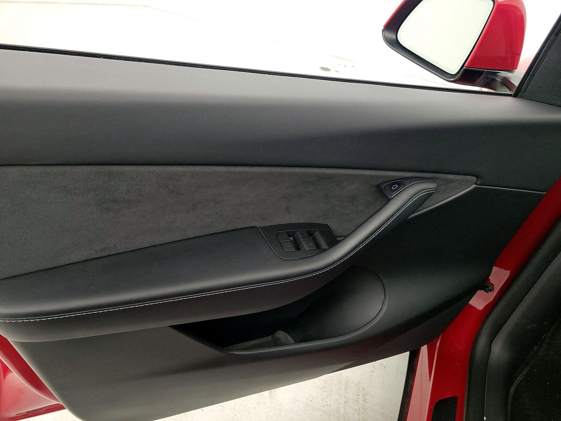 Thumbnail: 2022 Tesla Model Y - 12