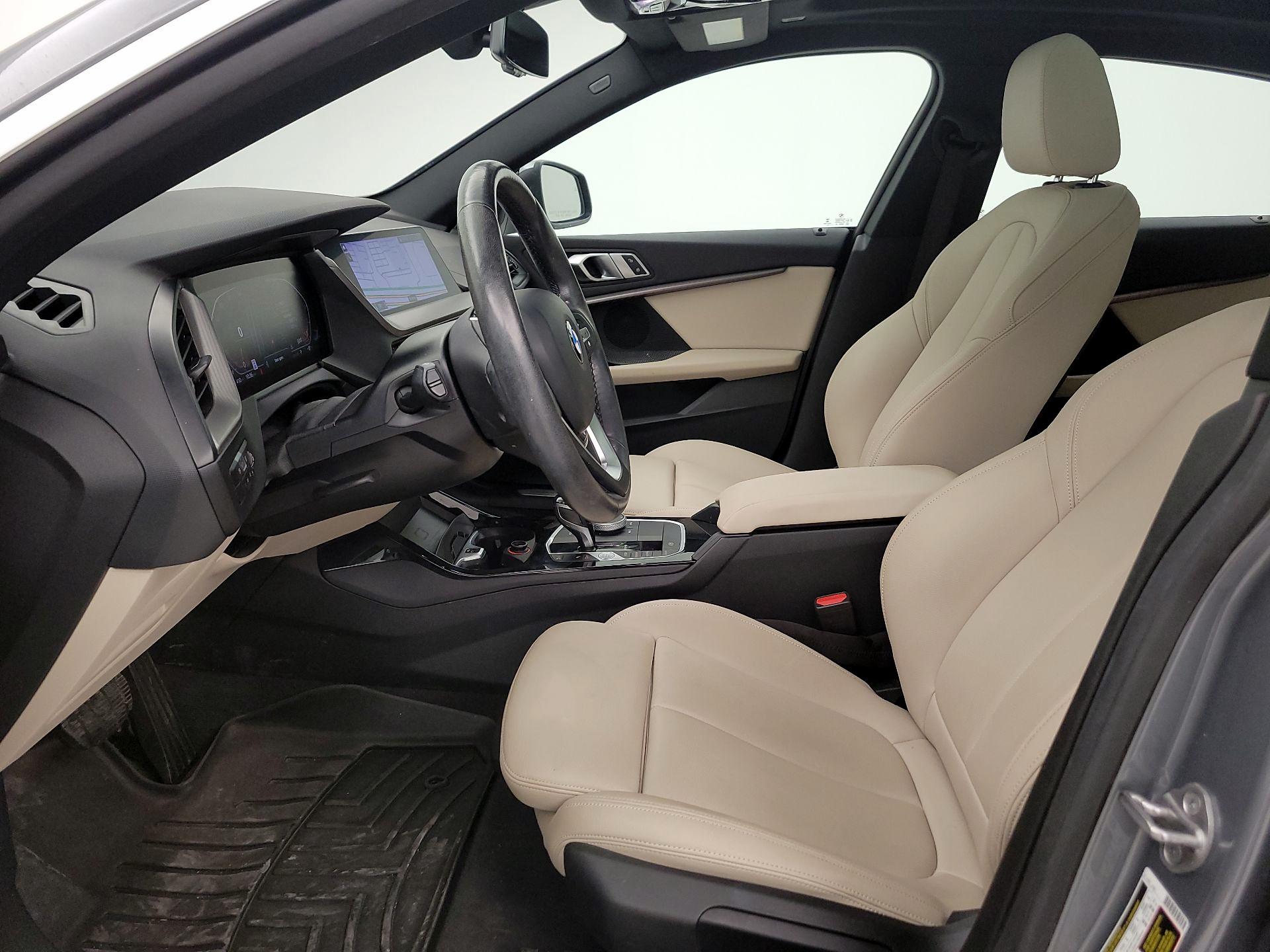 Thumbnail: 2022 BMW 2 Series - 11