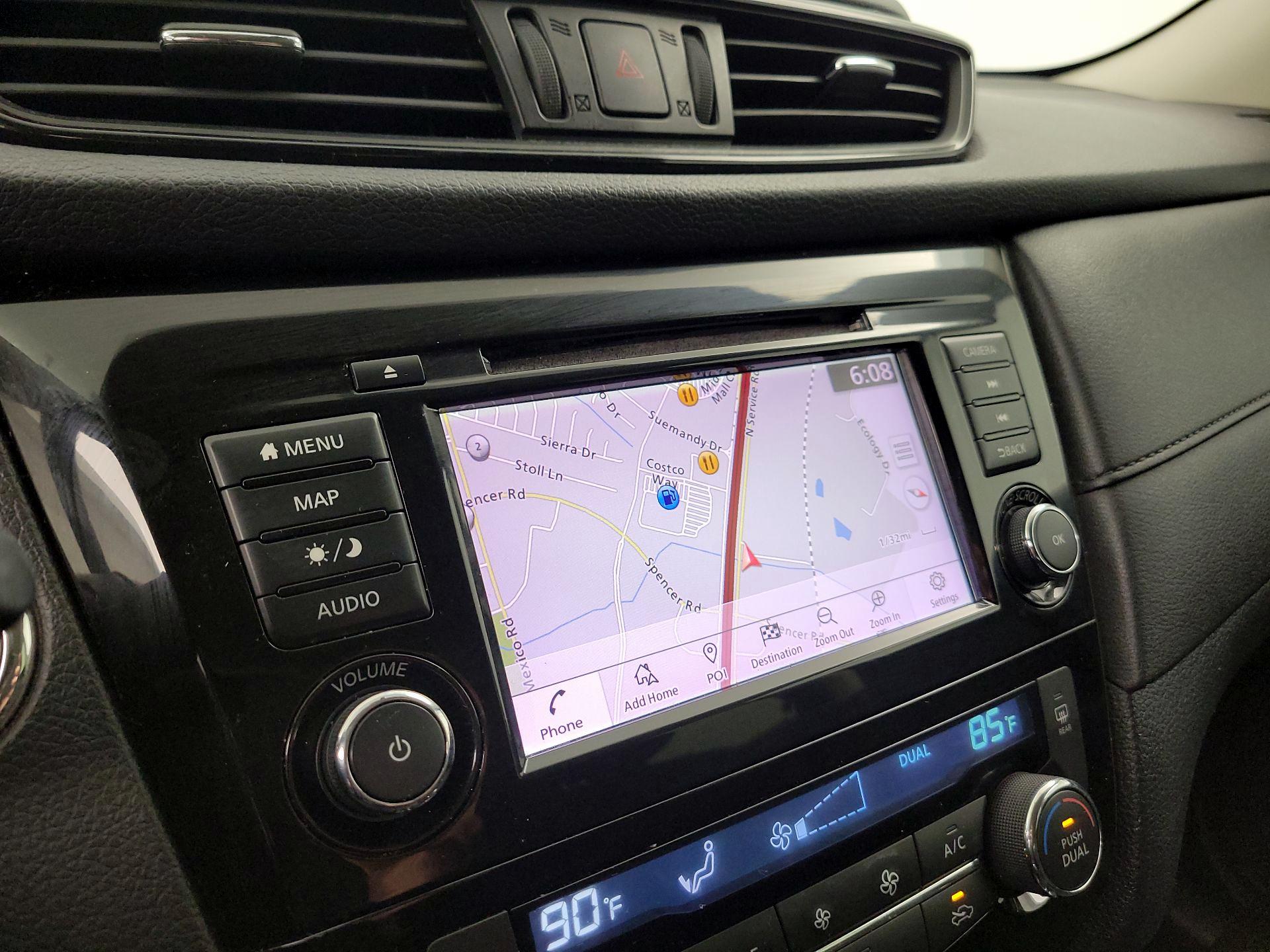 Thumbnail: 2018 Nissan Rogue - 14