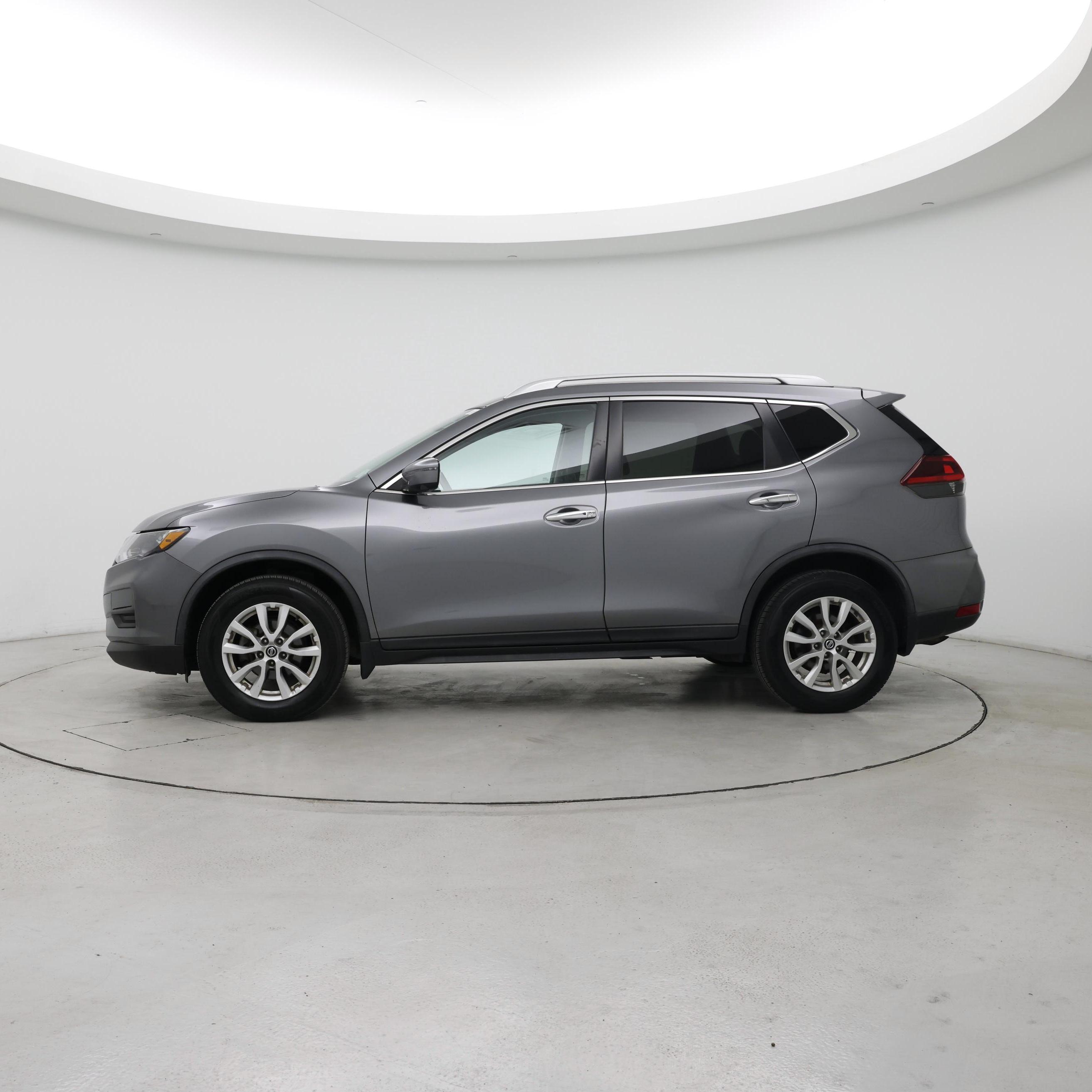 Thumbnail: 2018 Nissan Rogue - 3
