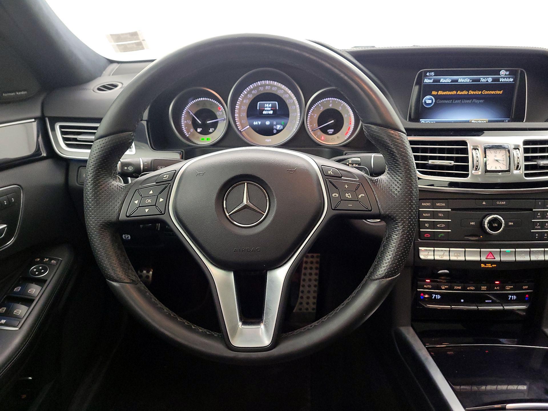 Thumbnail: 2016 Mercedes-Benz E-Class - 10