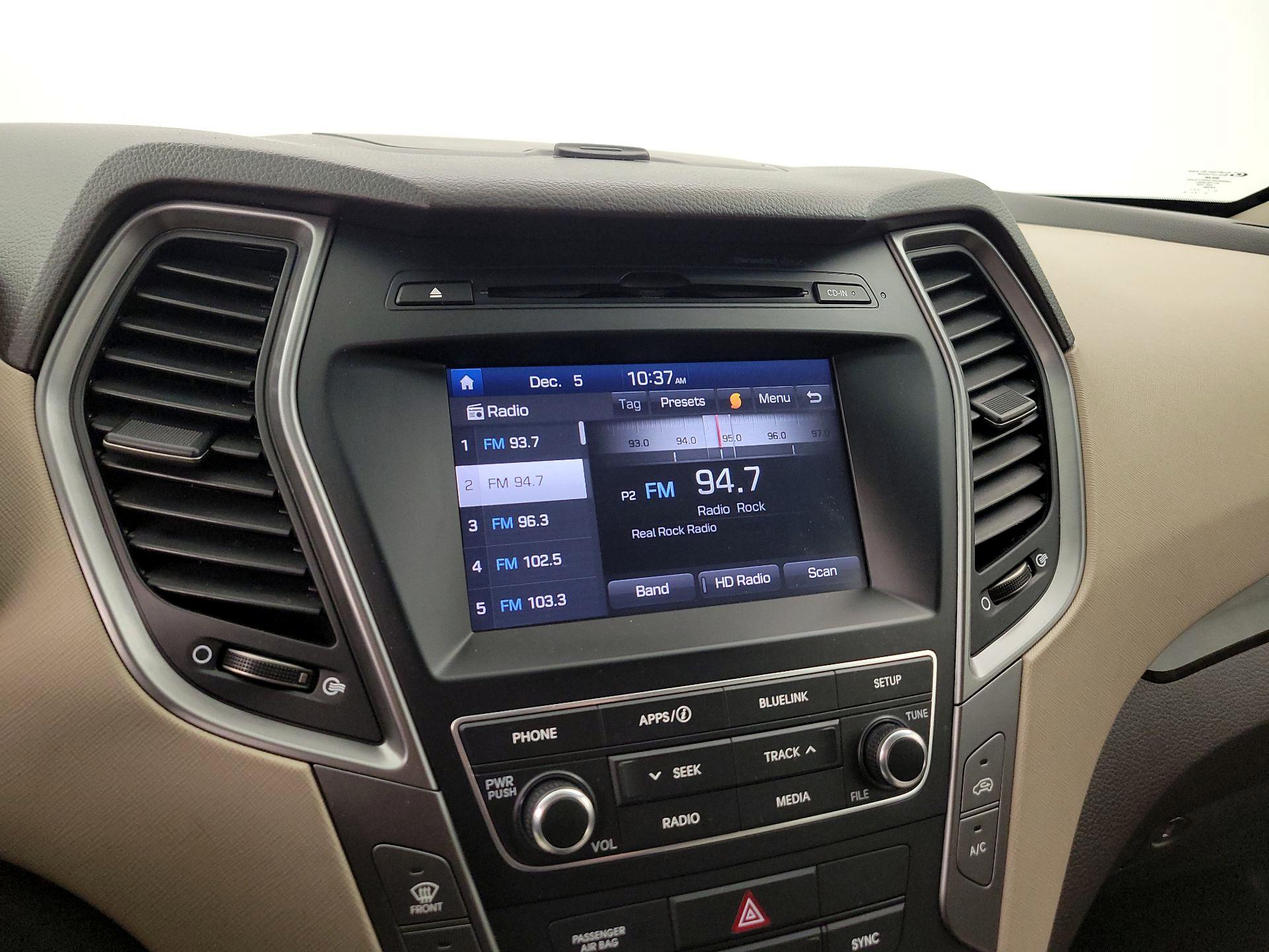 Thumbnail: 2017 Hyundai Santa Fe - 15