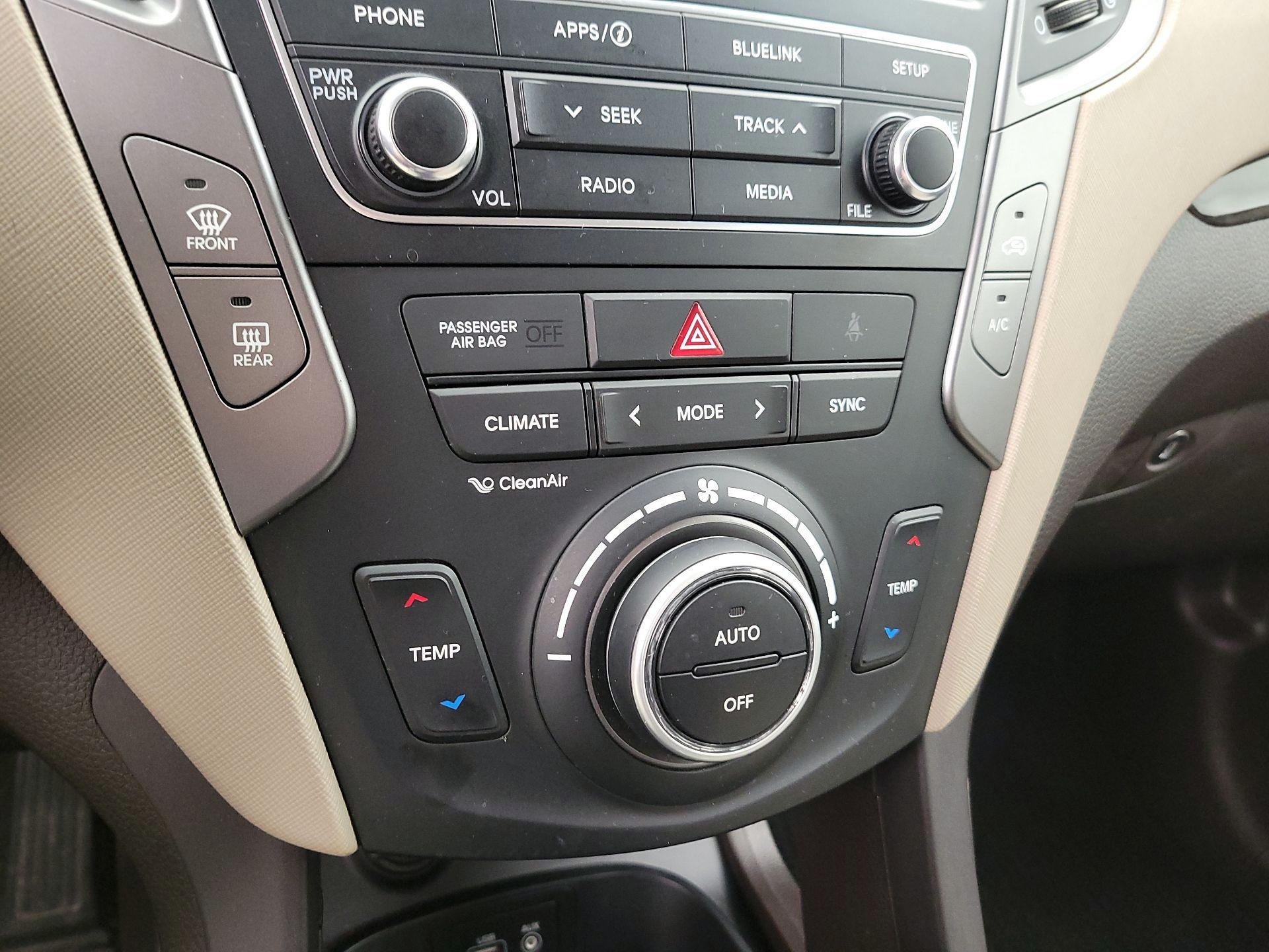 Thumbnail: 2017 Hyundai Santa Fe - 16