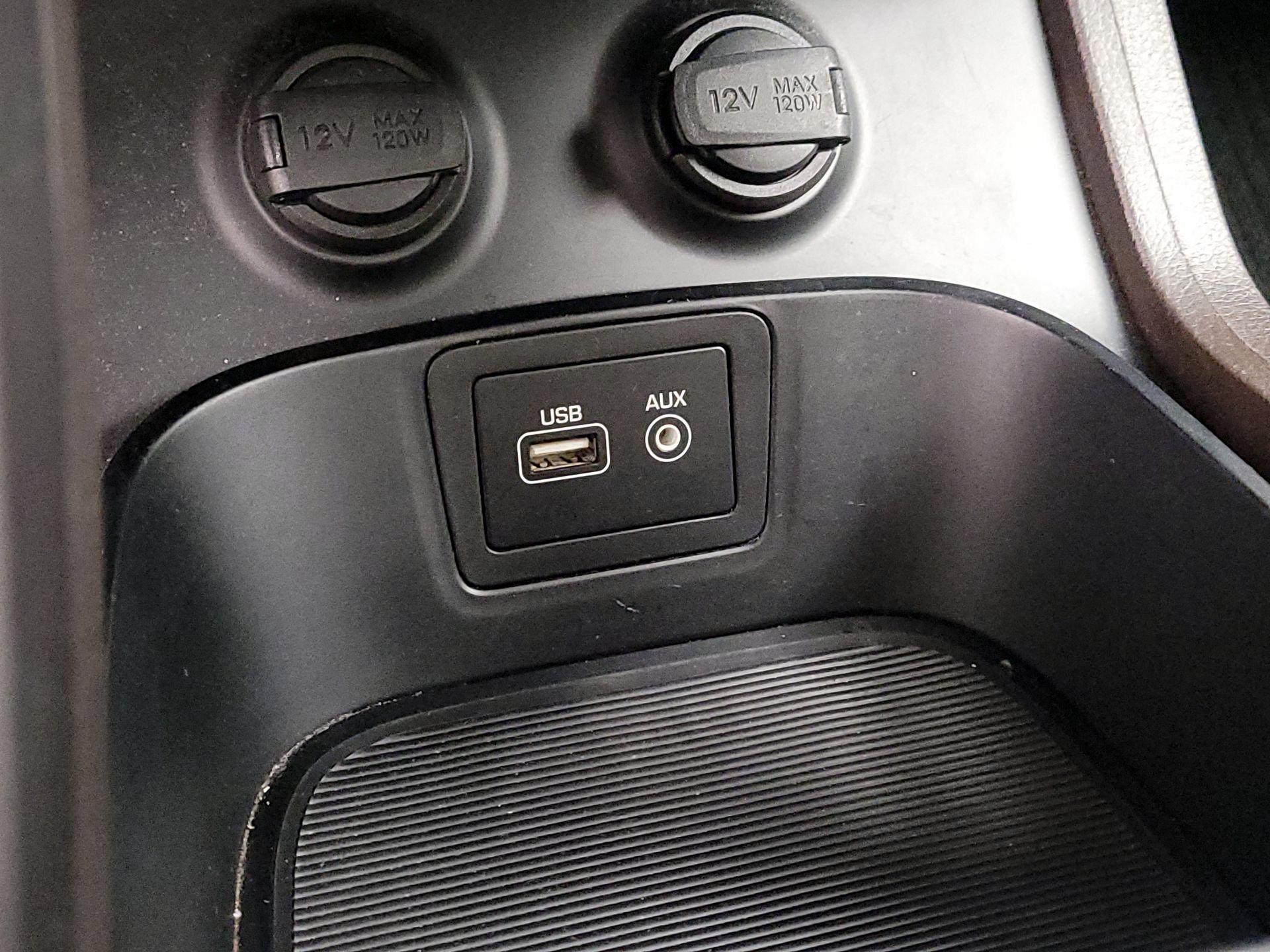 Thumbnail: 2017 Hyundai Santa Fe - 18