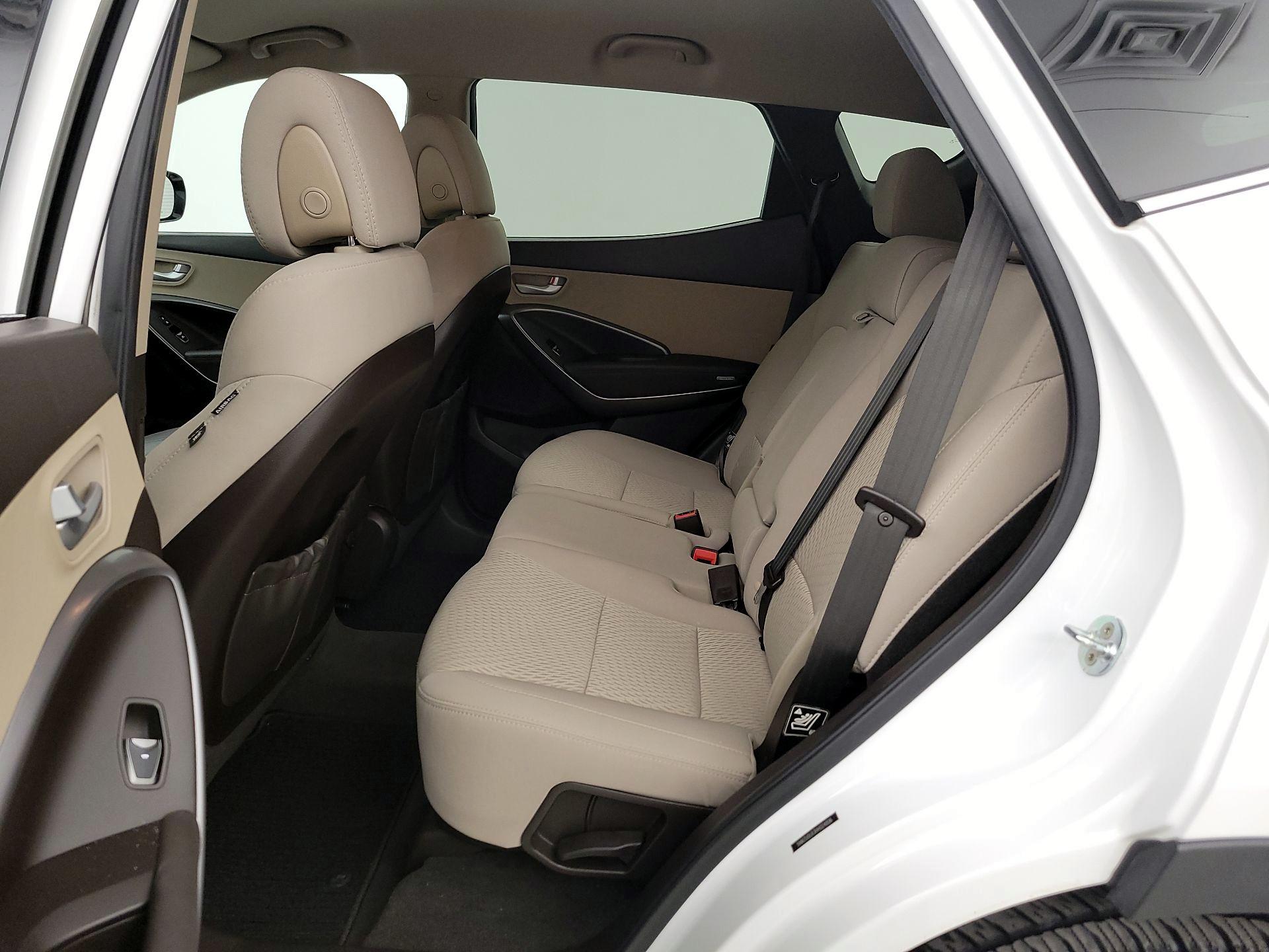 Thumbnail: 2017 Hyundai Santa Fe - 19