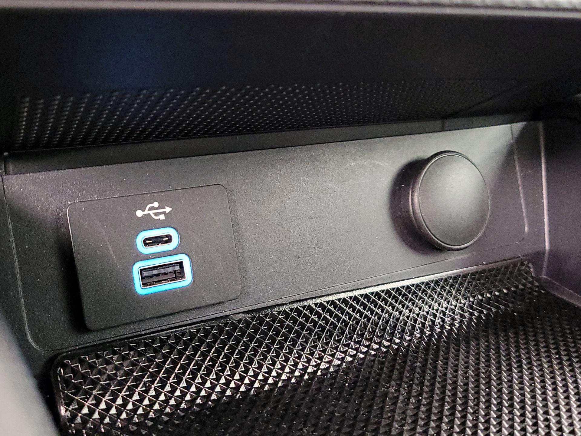 Thumbnail: 2024 Ford Mustang - 18