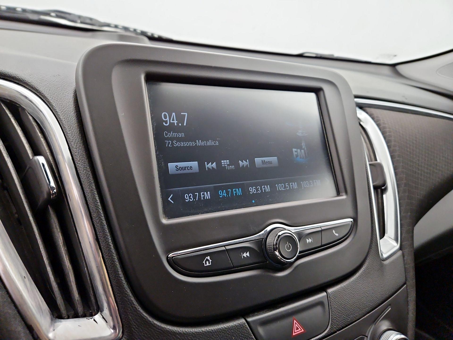 Thumbnail: 2018 Chevrolet Malibu - 15