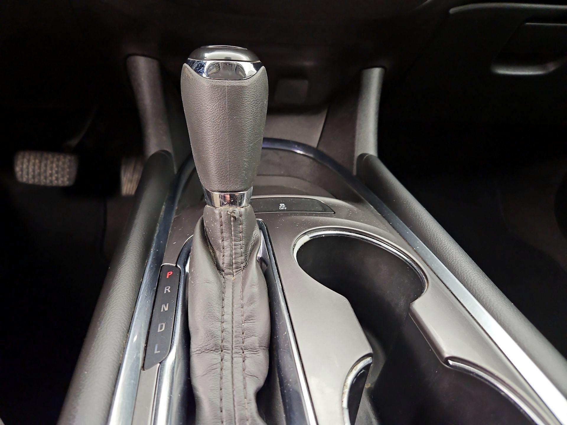 Thumbnail: 2018 Chevrolet Malibu - 17