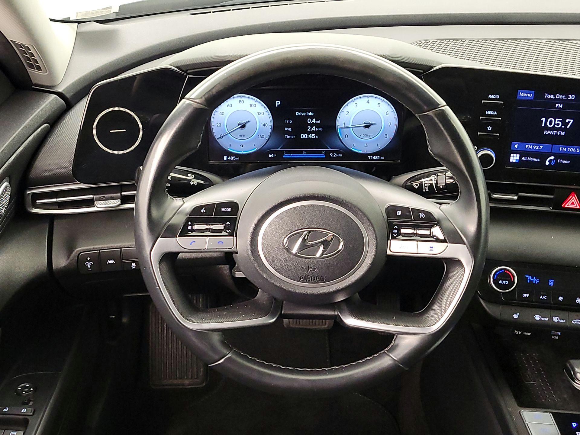 Thumbnail: 2022 Hyundai Elantra - 10