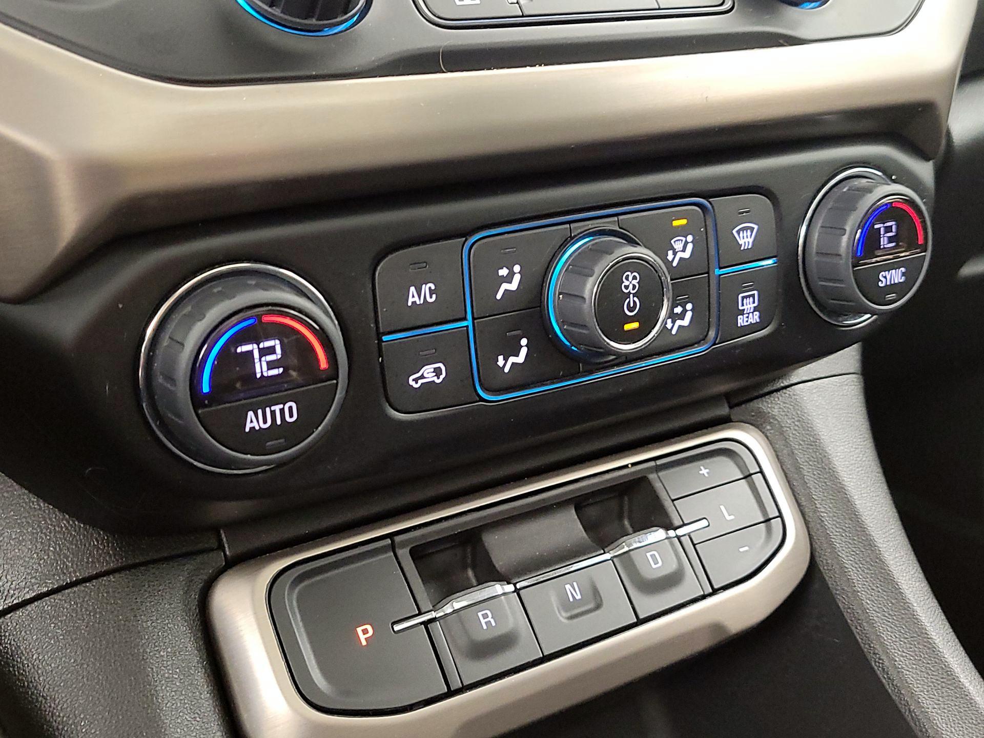 Thumbnail: 2023 GMC Acadia - 17