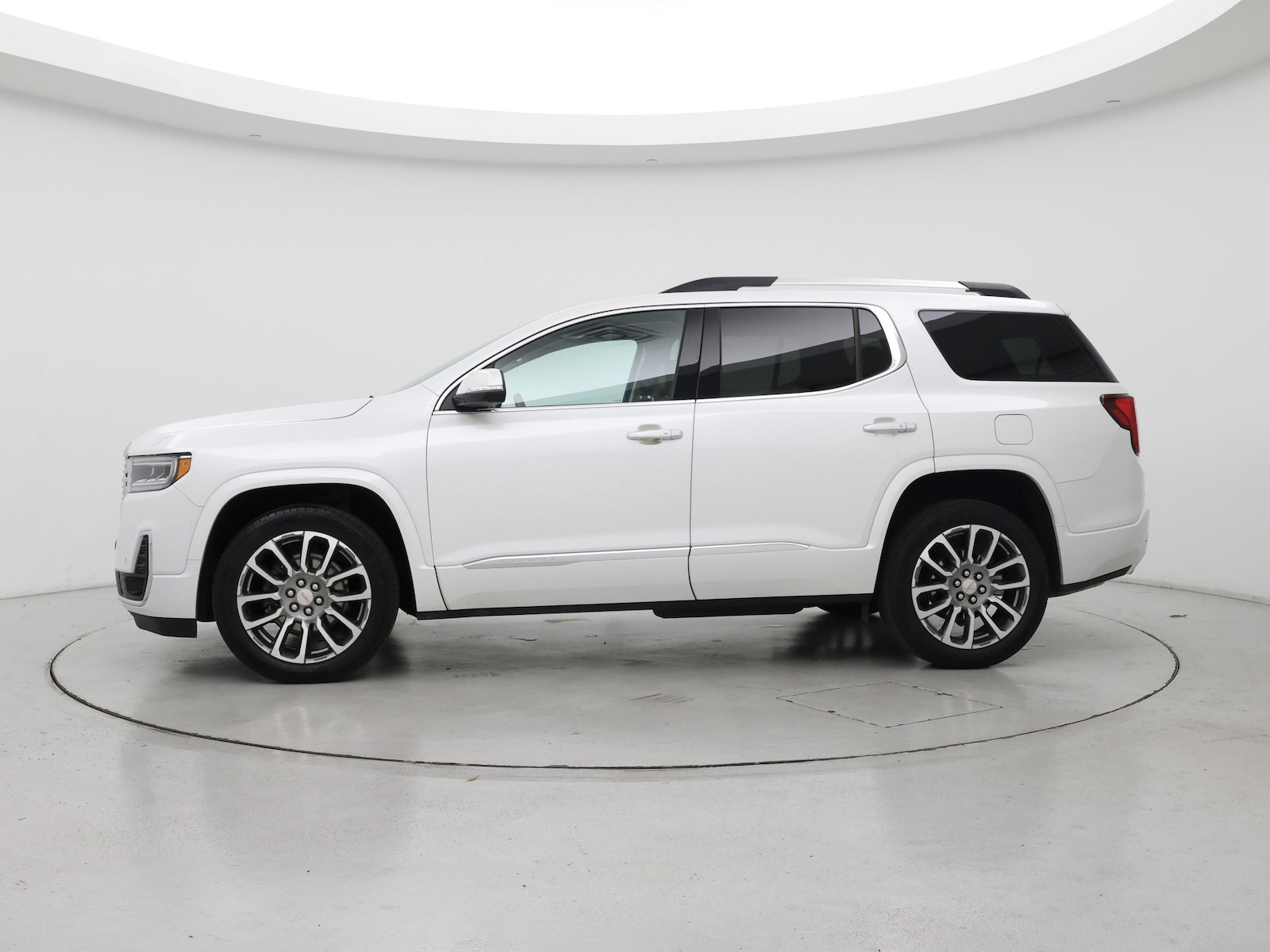 Image of 2023 GMC Acadia Denali