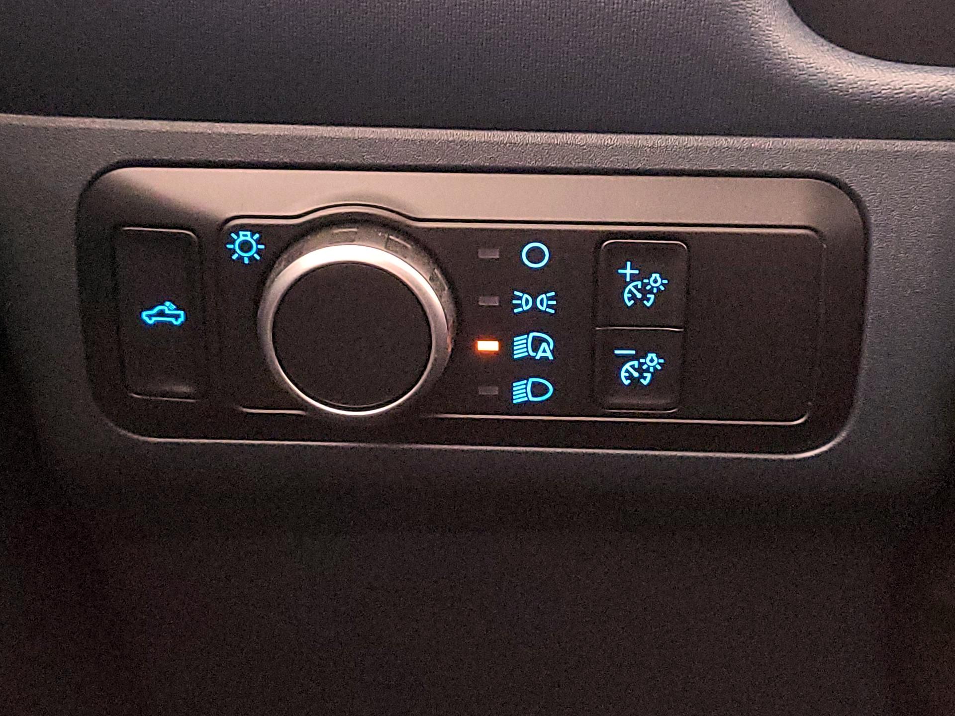 Thumbnail: 2025 Ford Maverick - 13