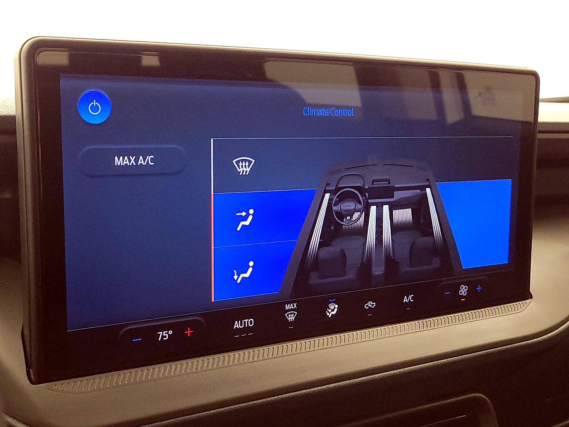 Thumbnail: 2025 Ford Maverick - 17