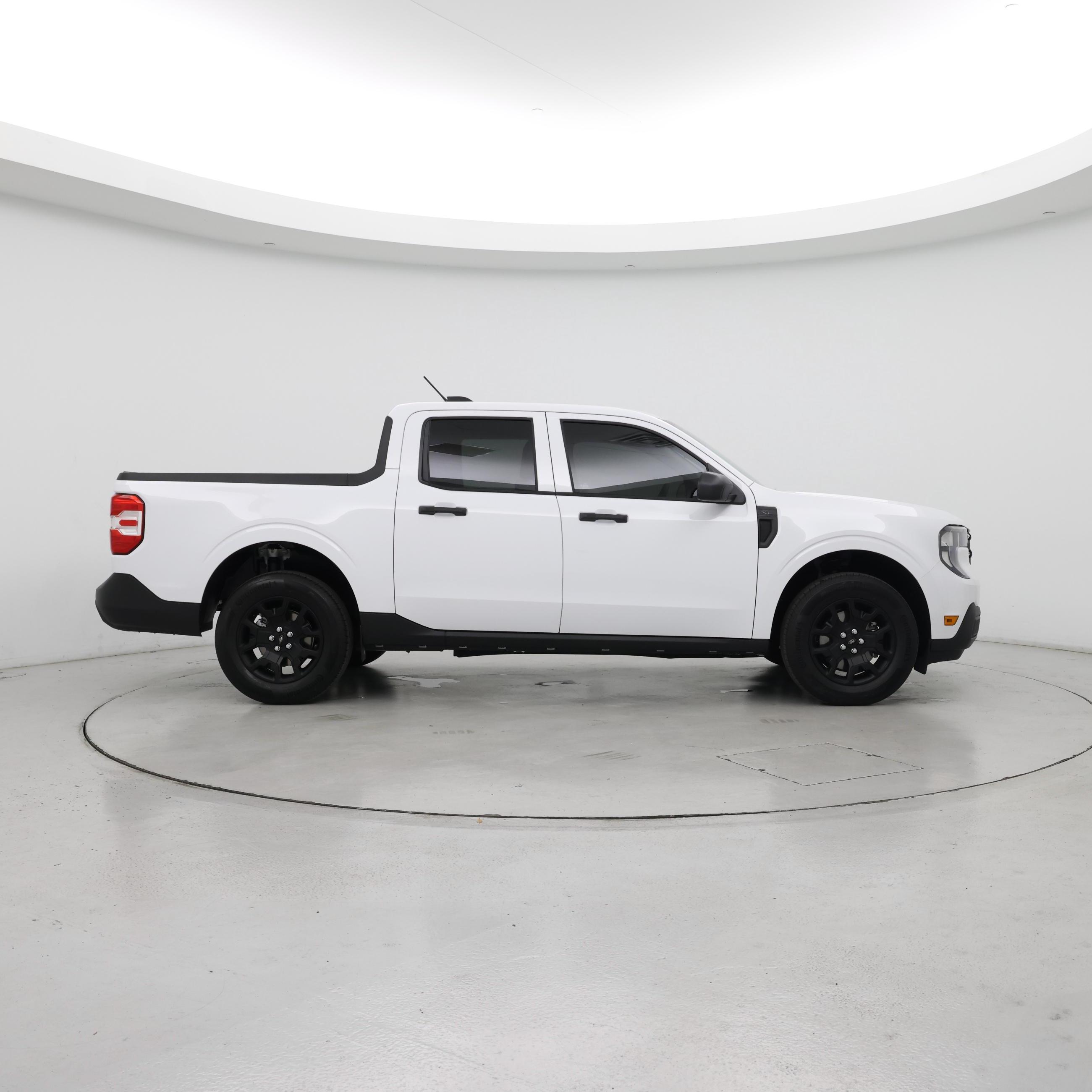 Thumbnail: 2025 Ford Maverick - 7