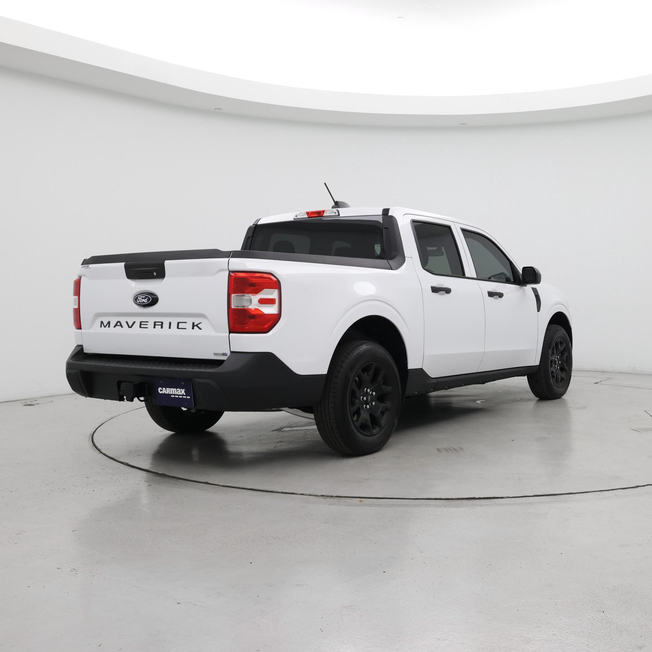 Thumbnail: 2025 Ford Maverick - 8