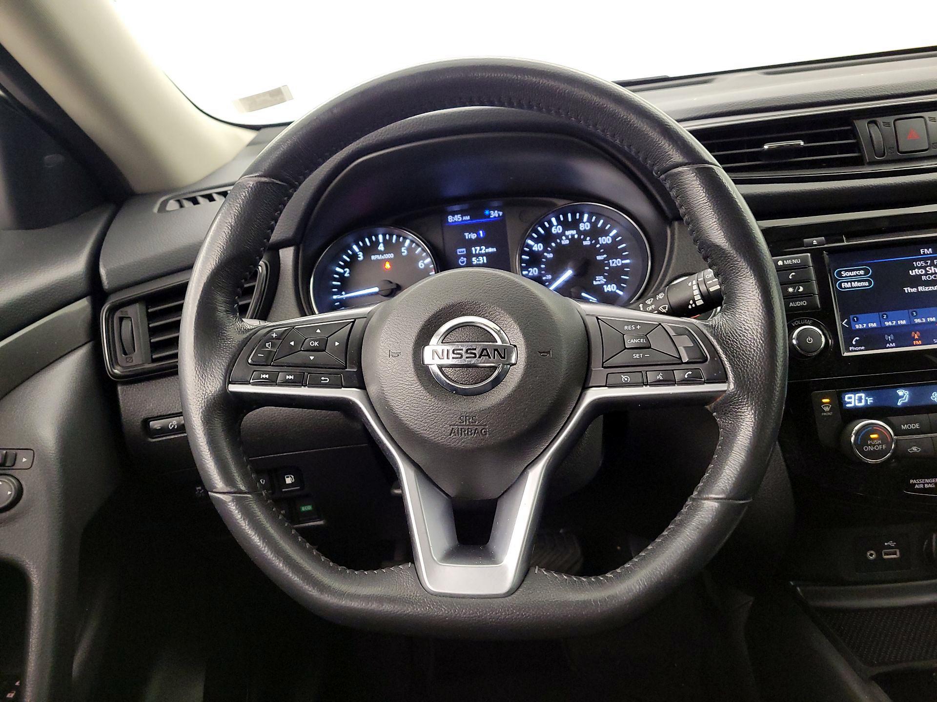 Thumbnail: 2018 Nissan Rogue - 10