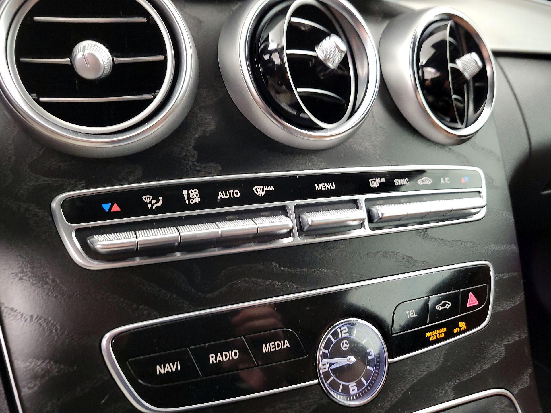 Thumbnail: 2022 Mercedes-Benz C-Class - 16