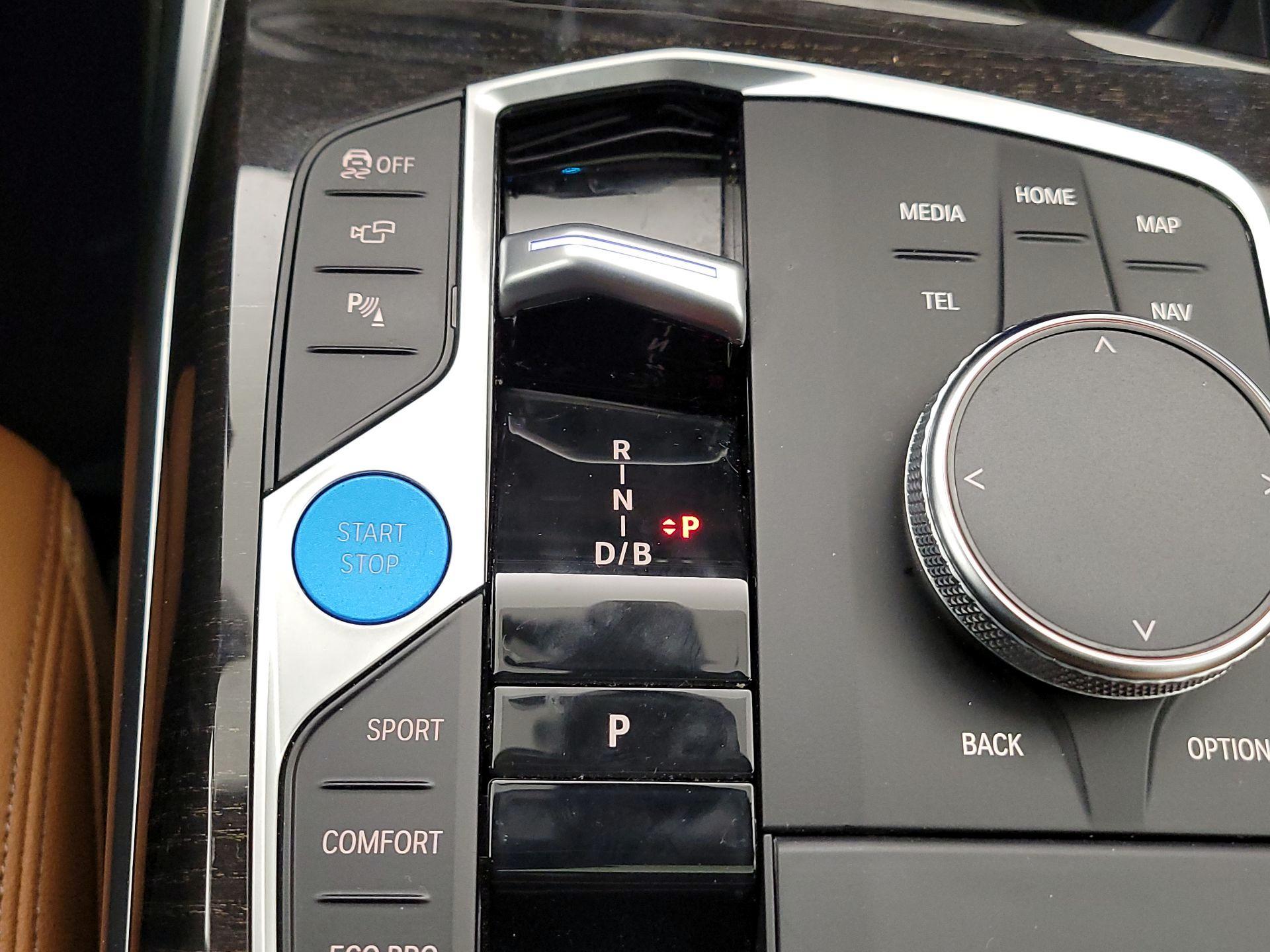 Thumbnail: 2024 BMW i4 - 18