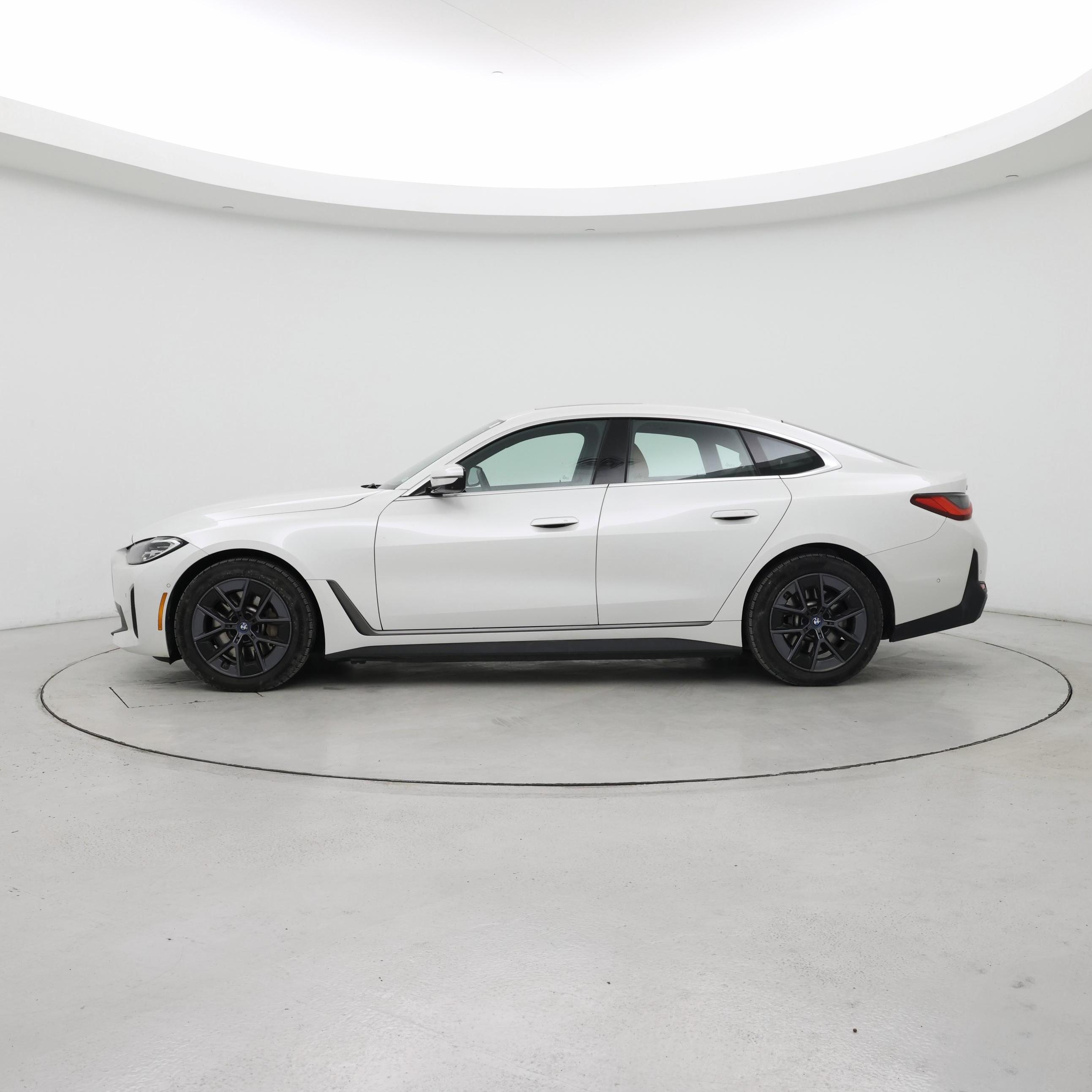 Thumbnail: 2024 BMW i4 - 3