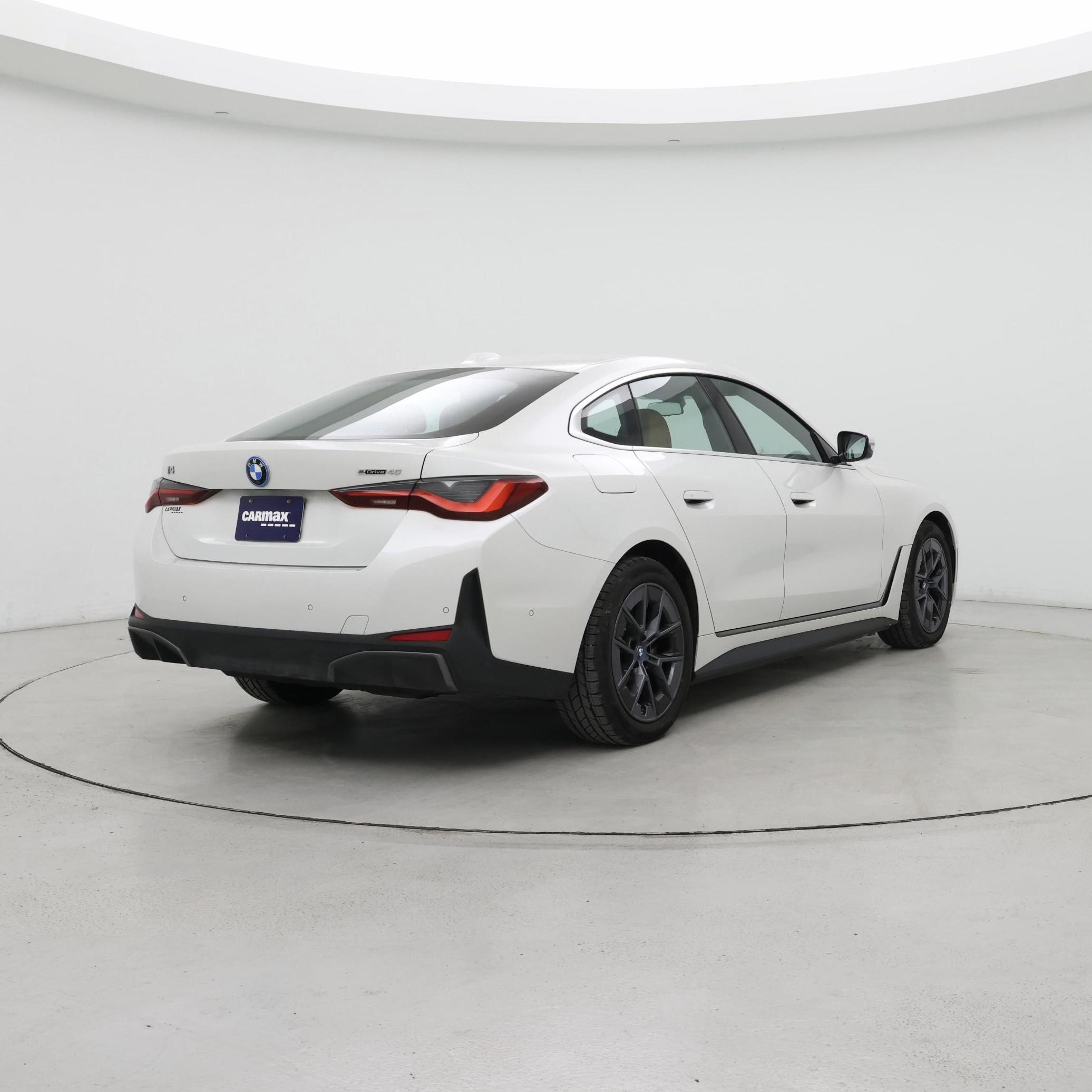 Thumbnail: 2024 BMW i4 - 8