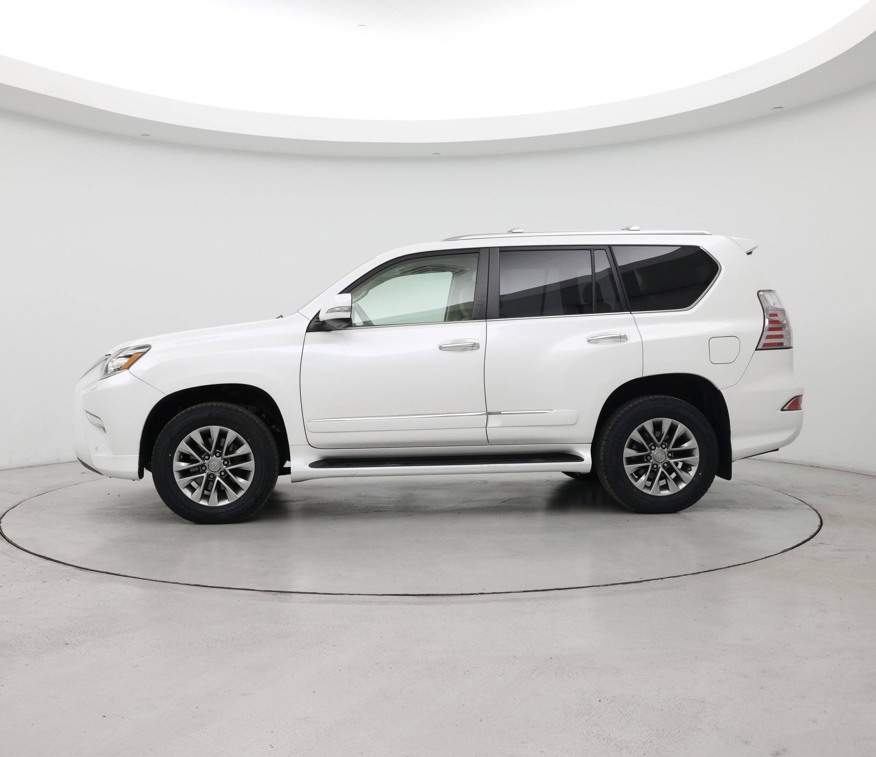 Thumbnail: 2017 Lexus GX - 3
